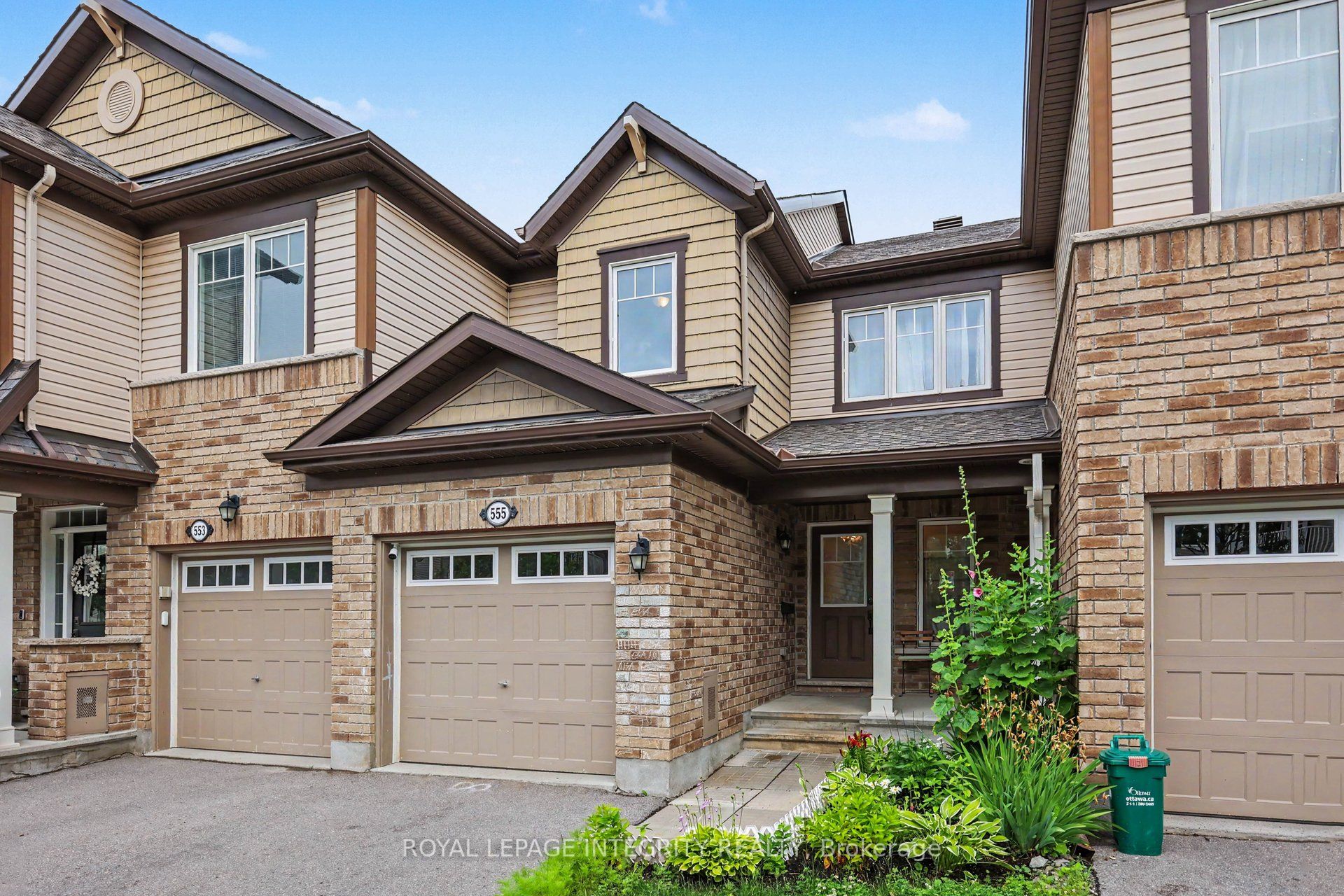 555 Foxlight Circle, Kanata, ON K2M 0L9 photo 3