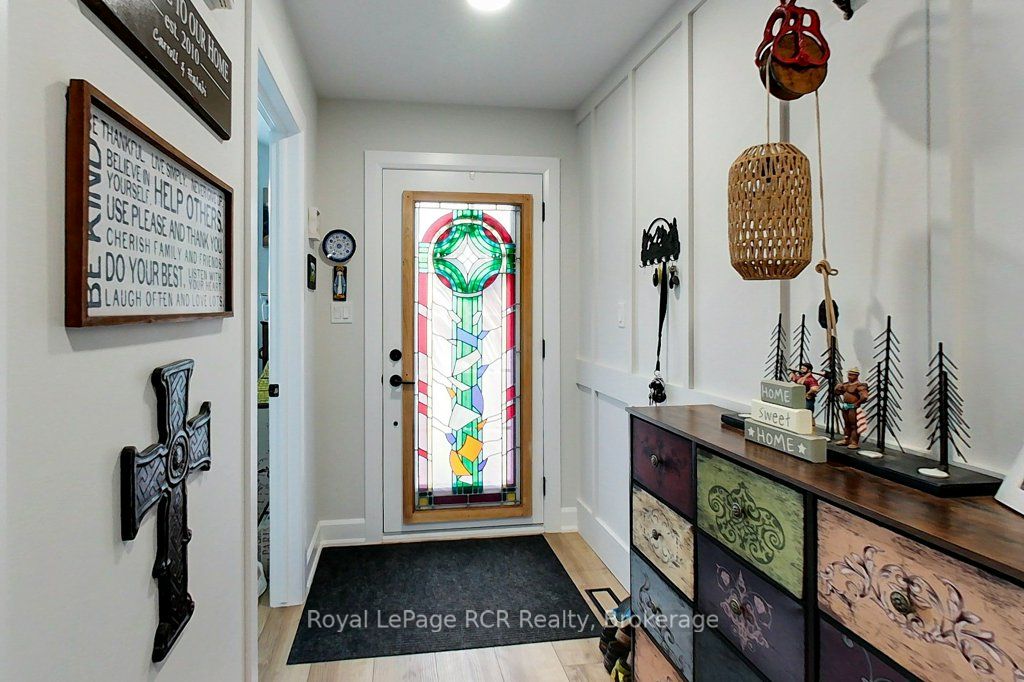 815 18th Street, Hanover, ON N4N 0C5 photo 2