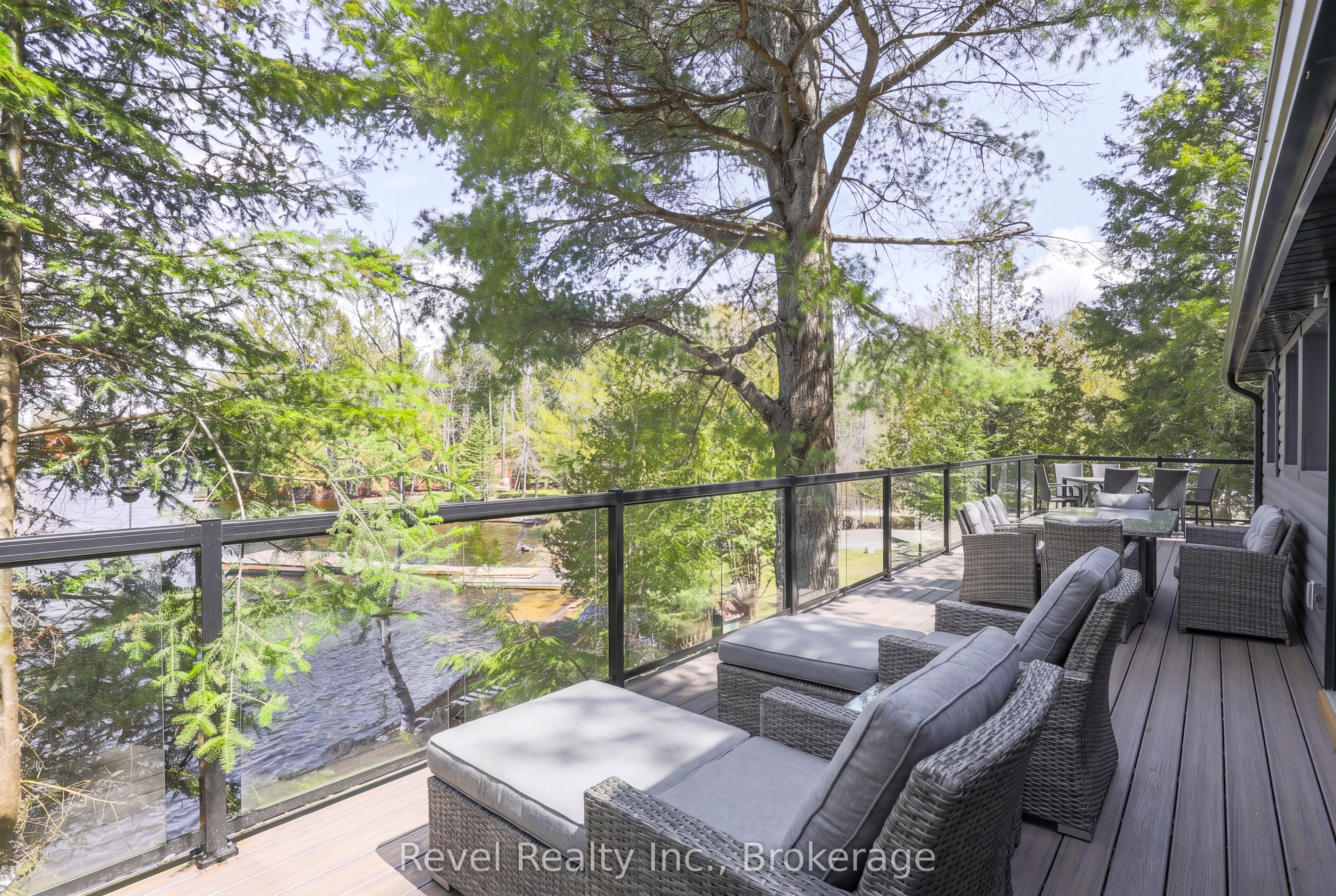 1129 LAKESHORE Road, Highlands East, ON K0M 1R0 photo 5