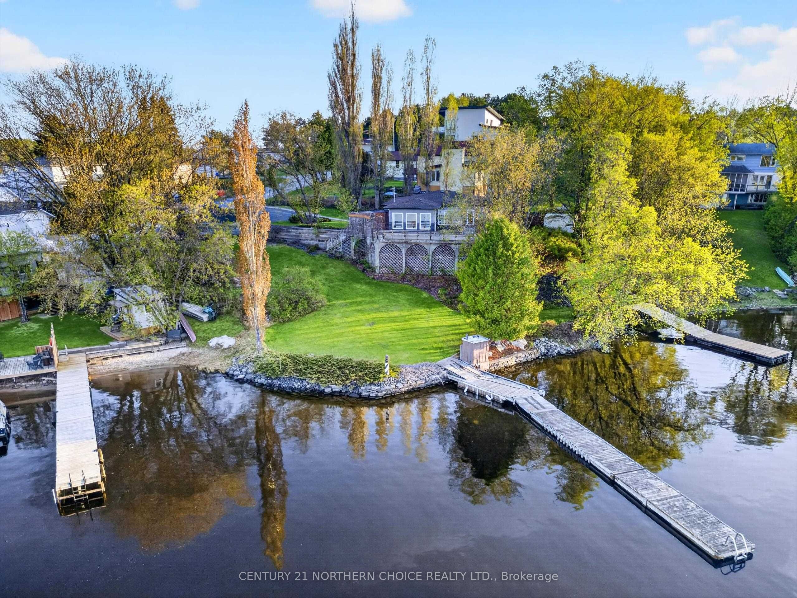 8 Minnesota Street, Kenora, ON P9N 3P2