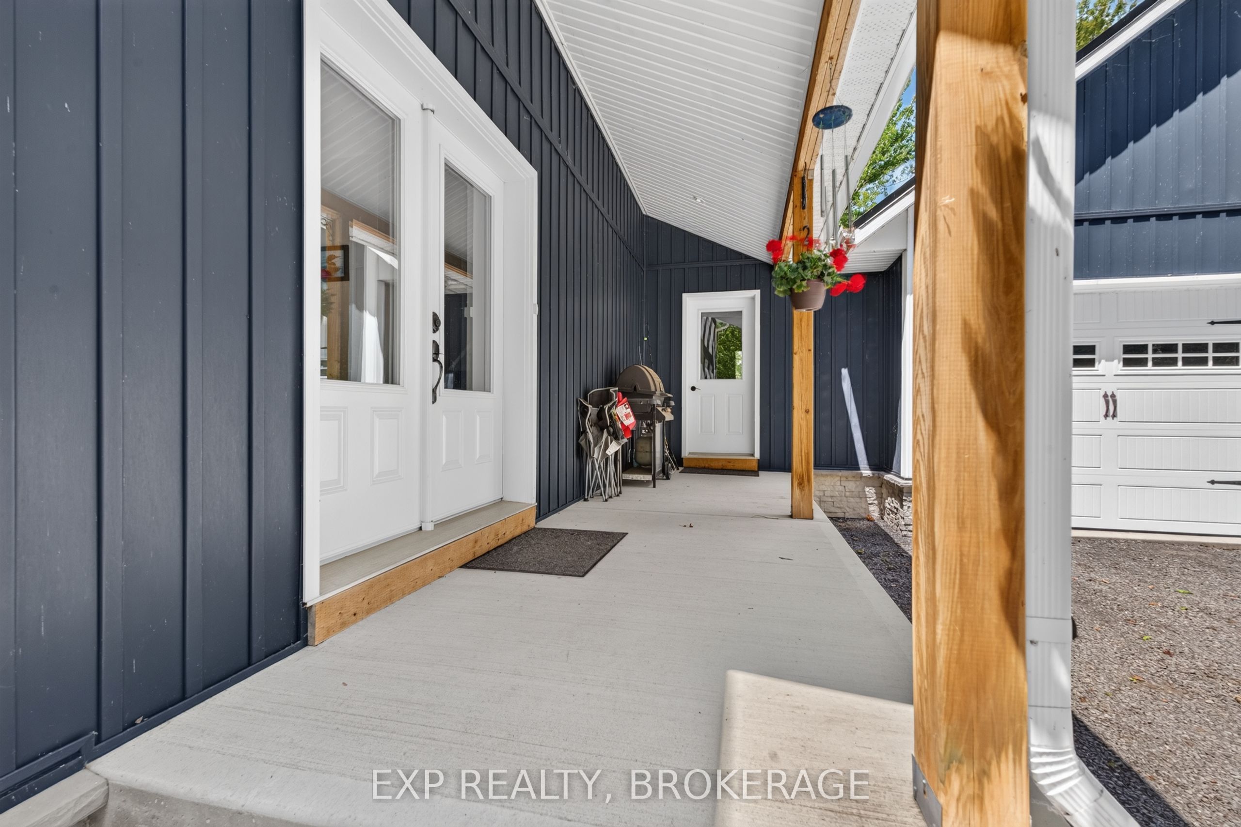 3855 HIDEAWAY Lane, Frontenac, ON K0H 1H0 photo 3