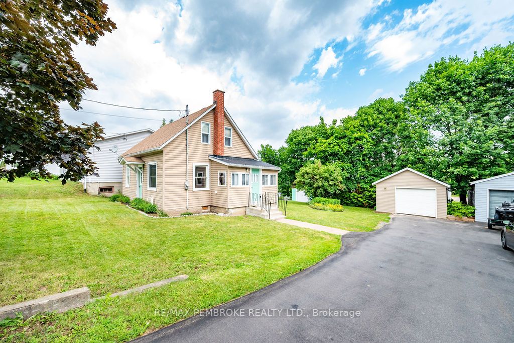 225 Wellington Street, Bonnechere Valley, ON K0J 1T0