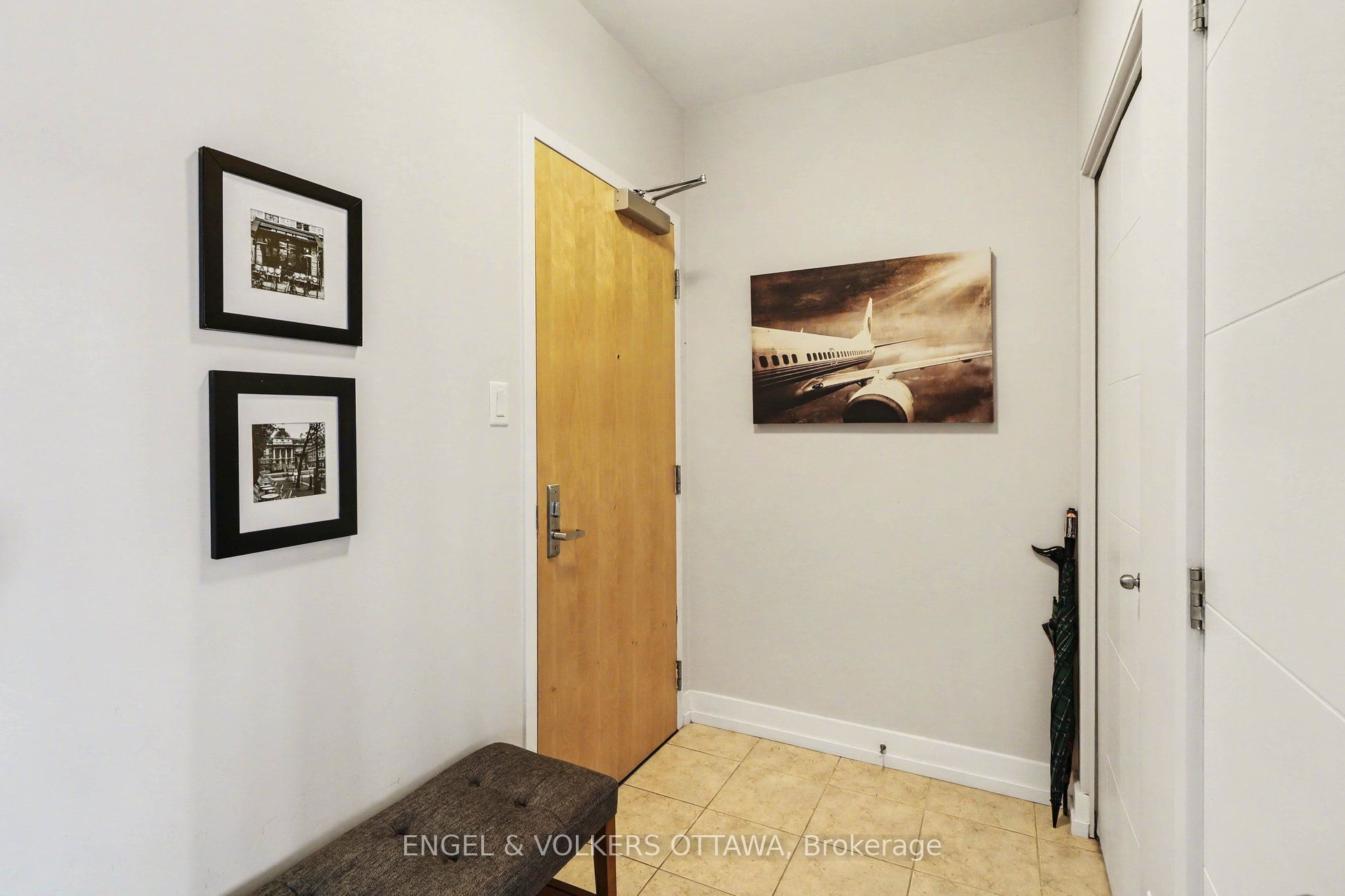 179 Metcalfe Street 701, Ottawa Centre, ON K2P 0W1 photo 2