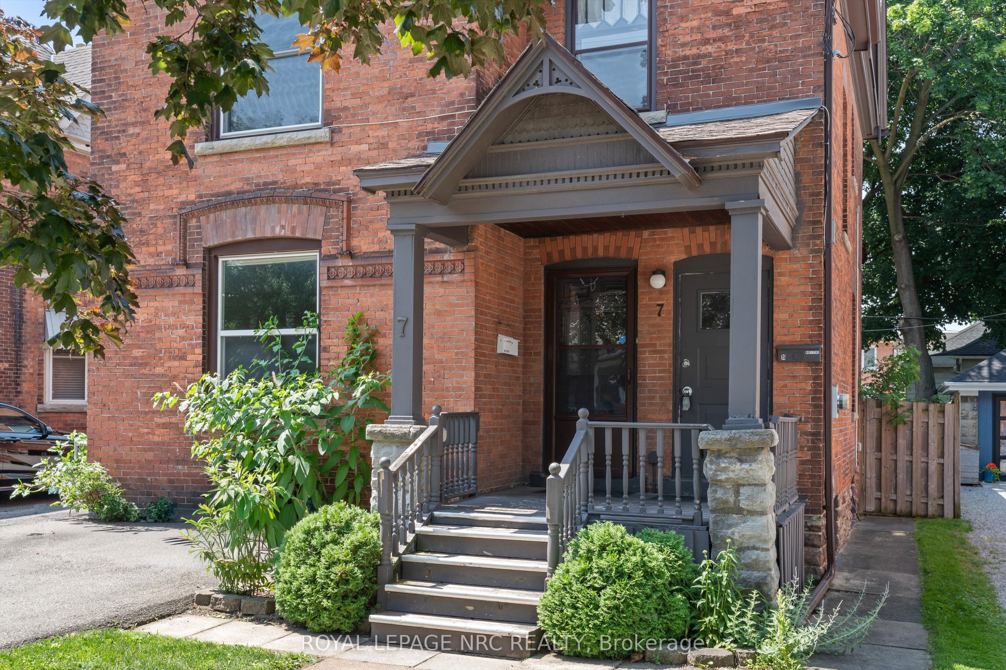 7 Beecher Street, St. Catharines, ON L2R 5S4 photo 3