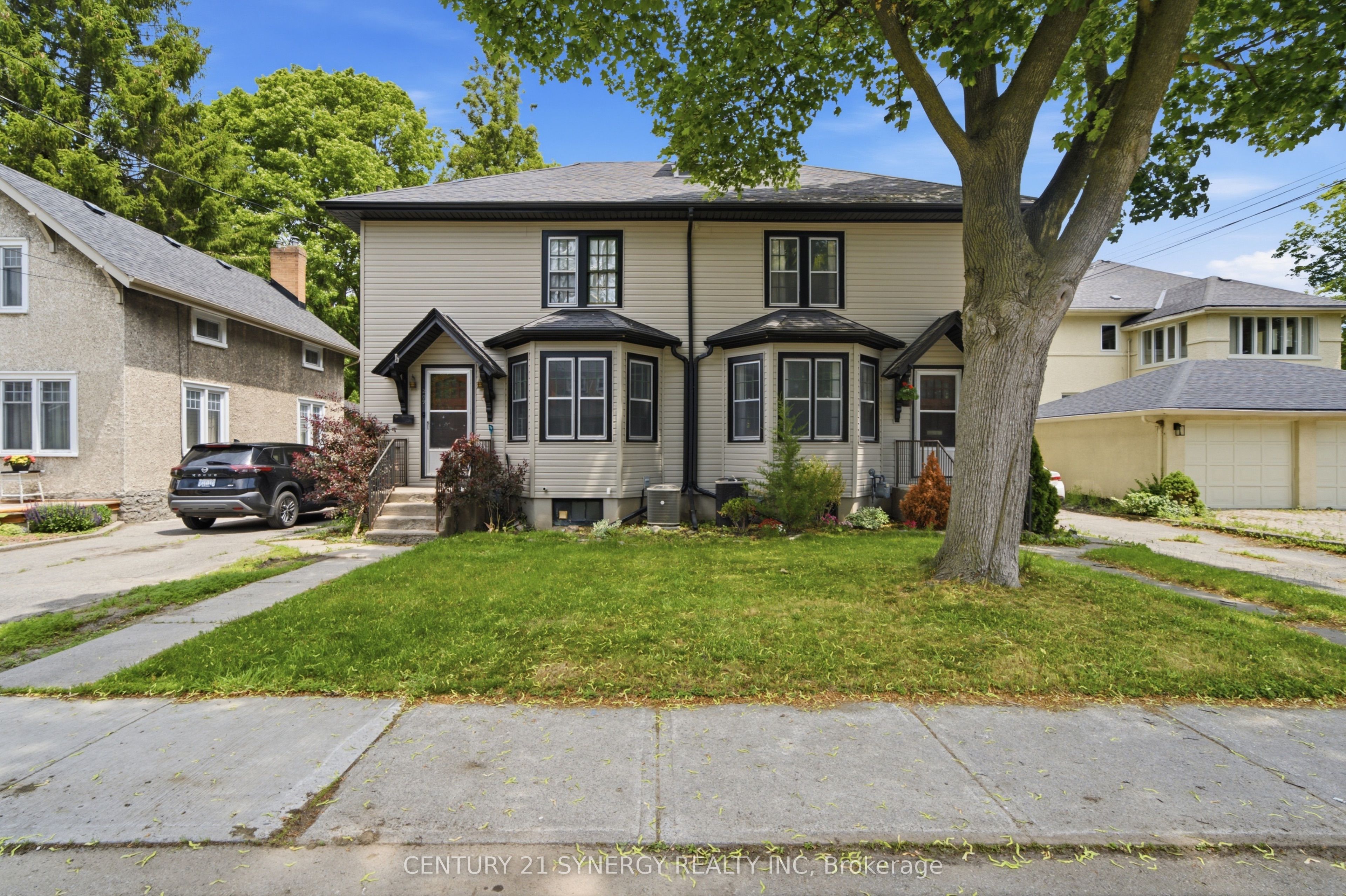 207-209 Foster Avenue, Belleville, ON K8N 3R1