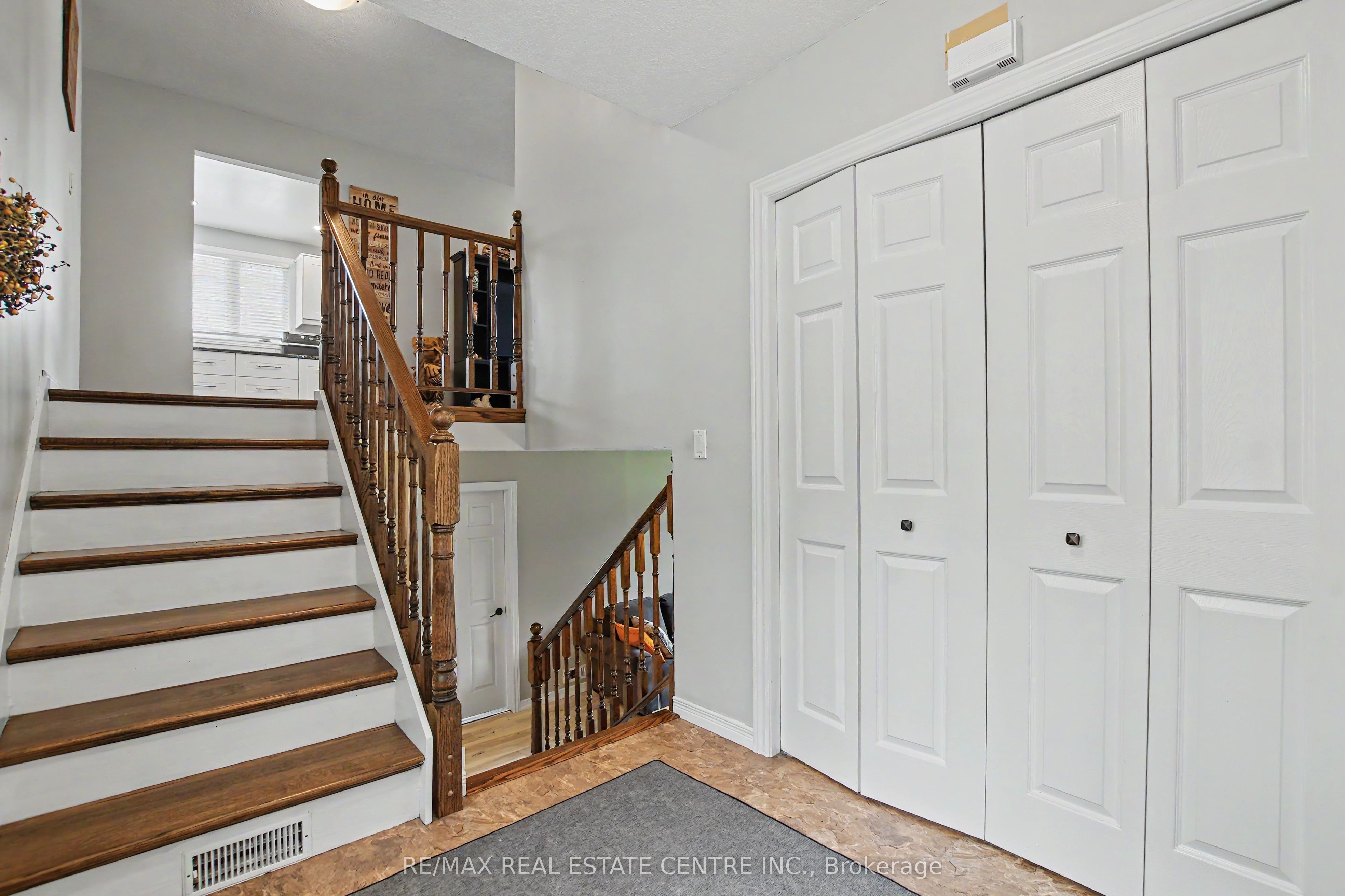 1045 Queens Bush Road, Wellesley, ON N0B 2T0 photo 5