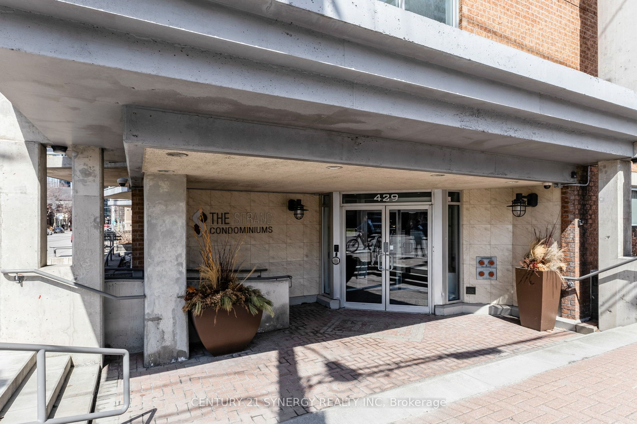 429 Somerset Street W PH13, Ottawa Centre, ON K2P 2P5 photo 4