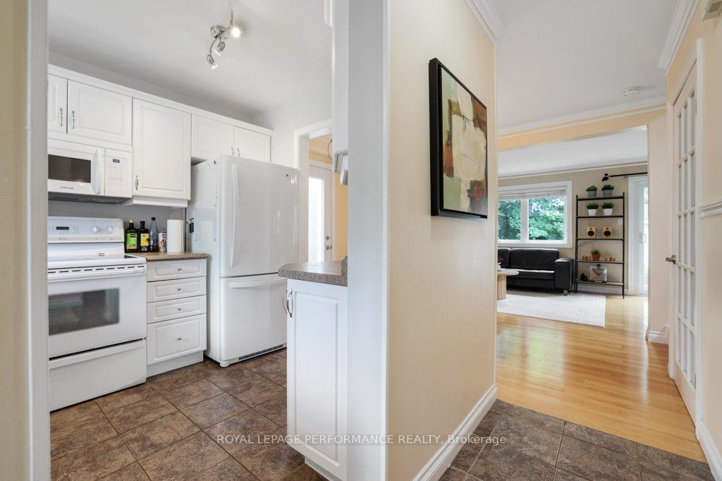 1550 Bourcier Drive, Orleans - Cumberland and Area, ON K1E 3J2 photo 4