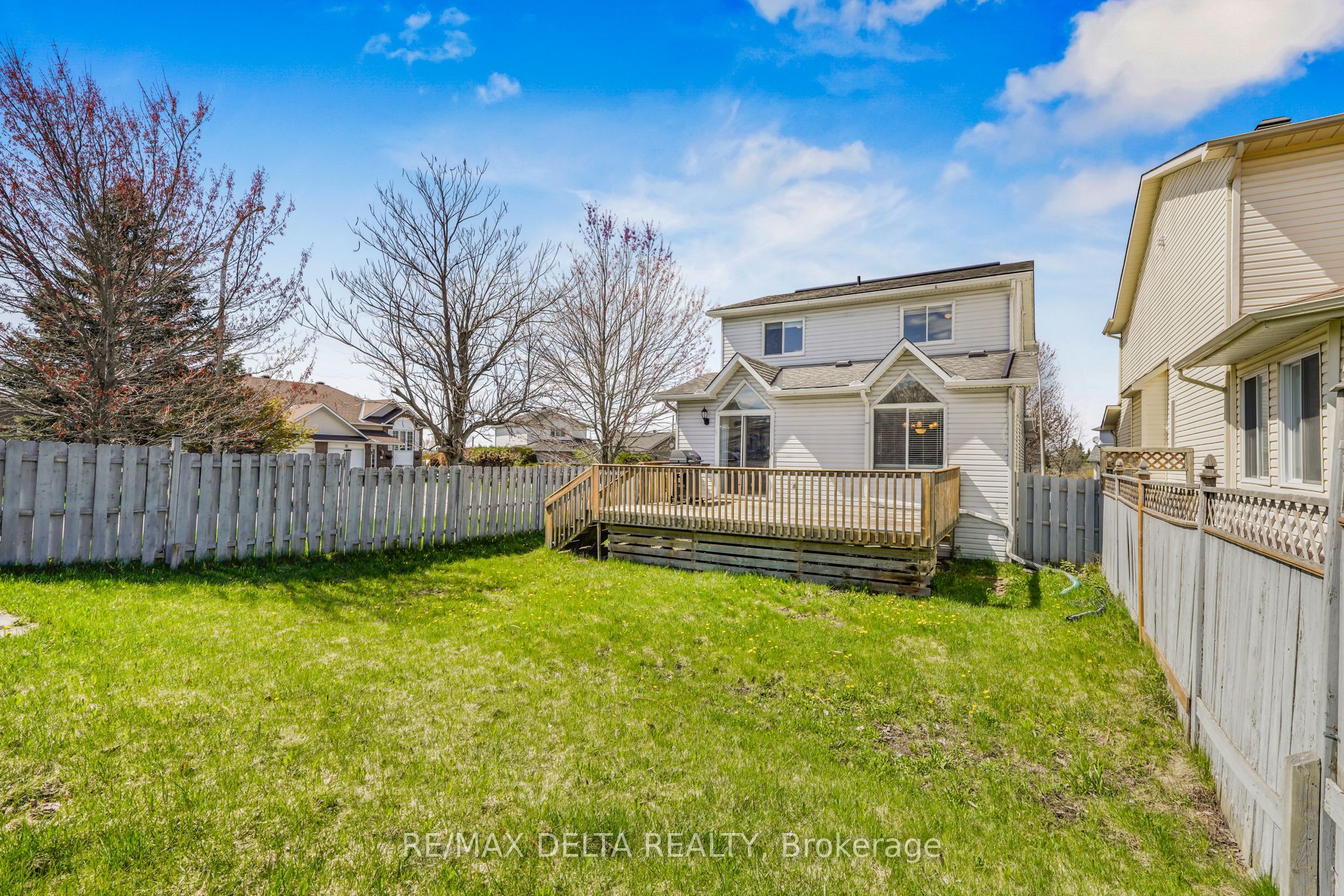 2218 Cecile Crescent, Clarence-Rockland, ON K4K 1S4 photo 4