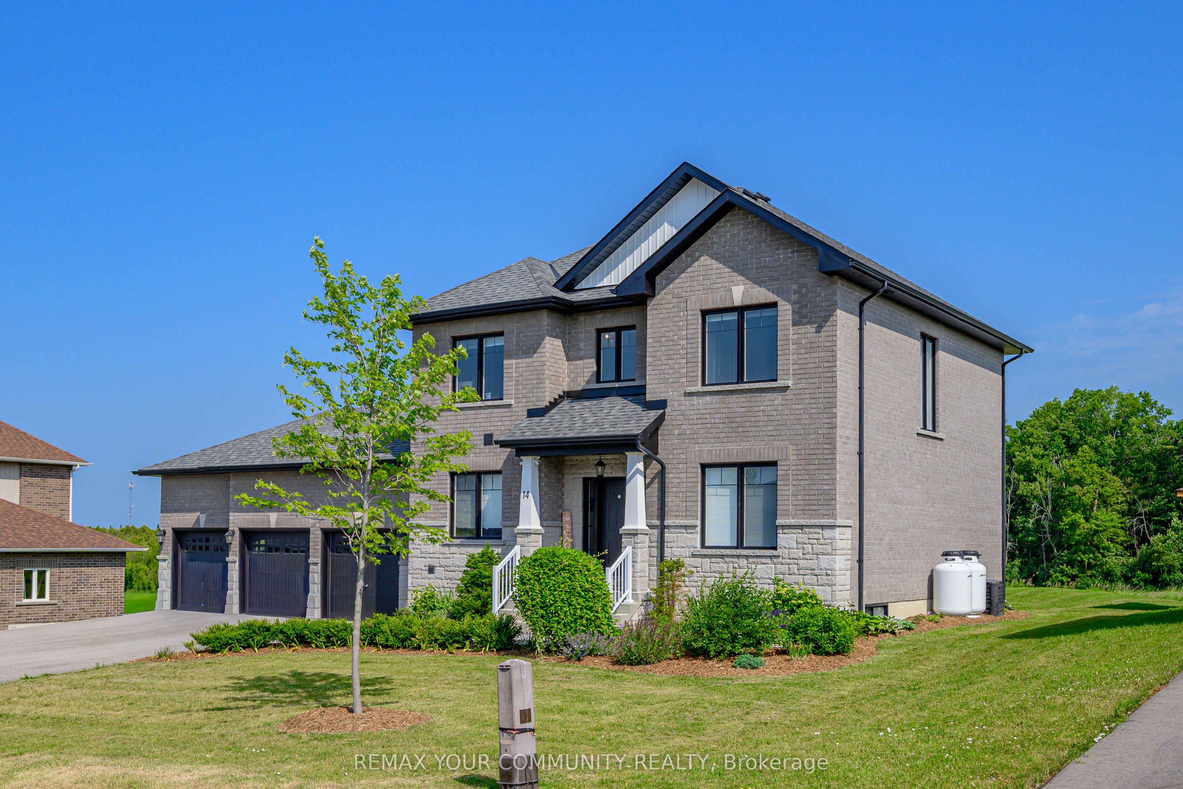 14 McCrae Crescent, Kawartha Lakes, ON K0M 2T0 photo 3