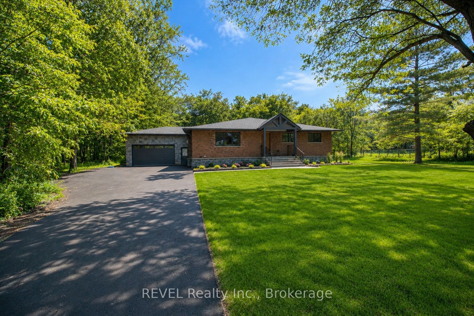 8780 Brown Road, Niagara Falls, ON L2E 6S5 photo 4