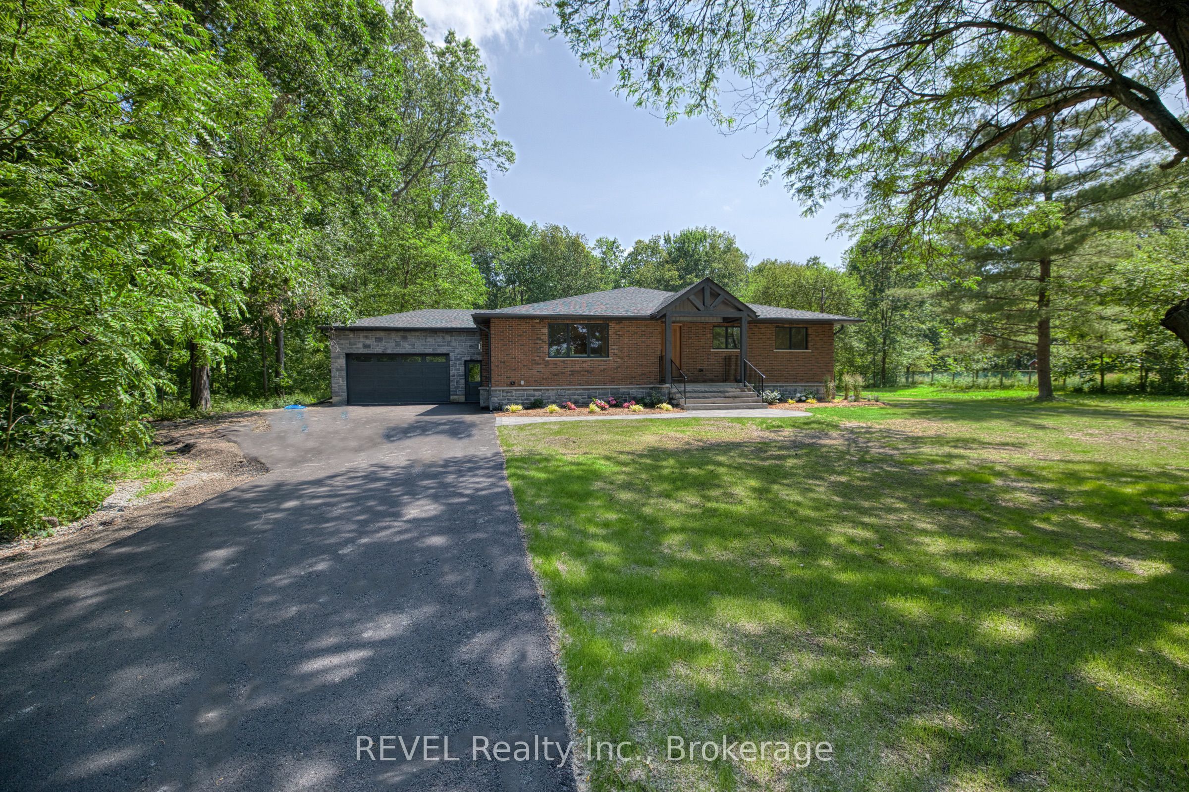 8780 Brown Road, Niagara Falls, ON L2E 6S5 photo 5