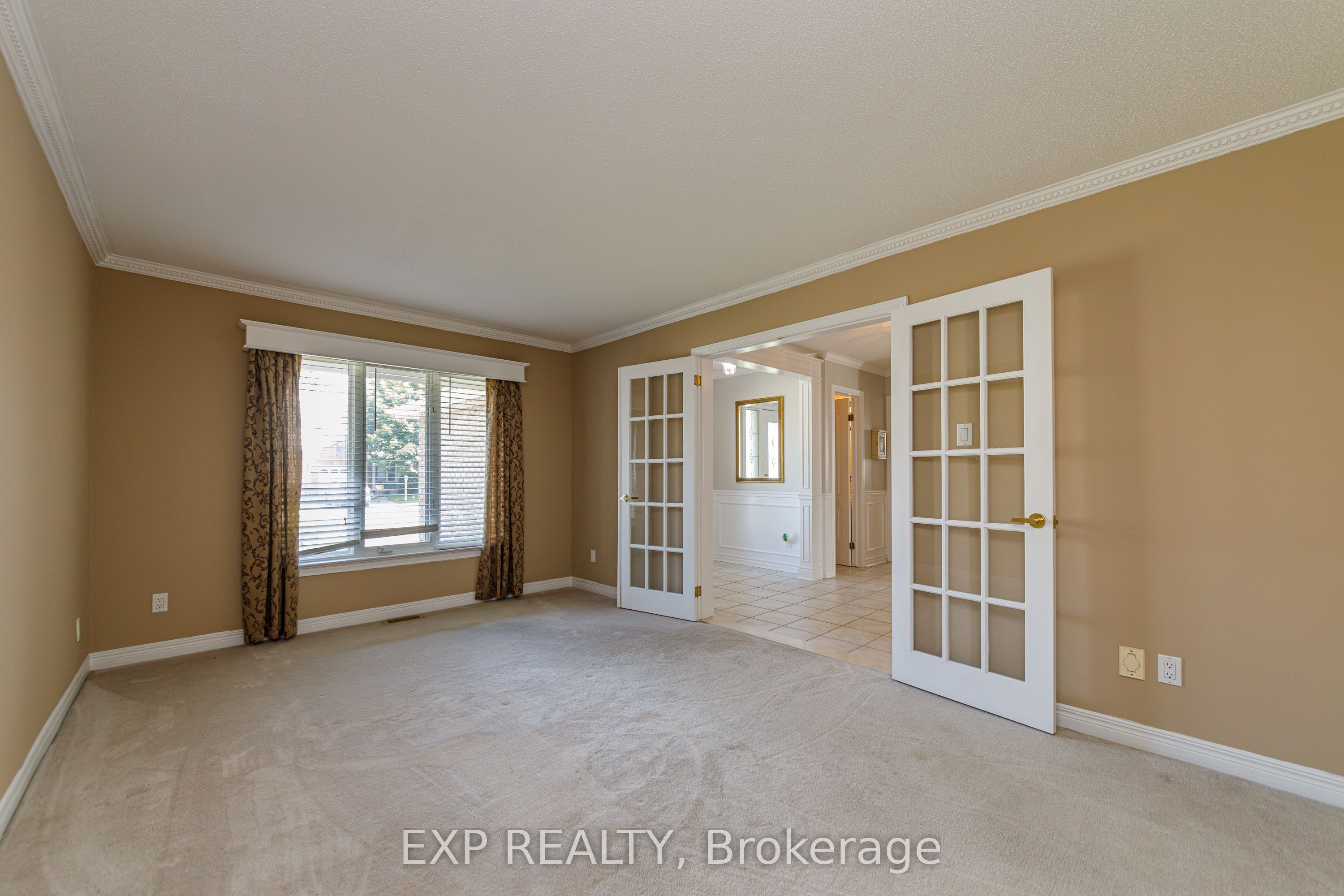 40 Newborough Crescent, Barrhaven, ON K2G 6A5 photo 3