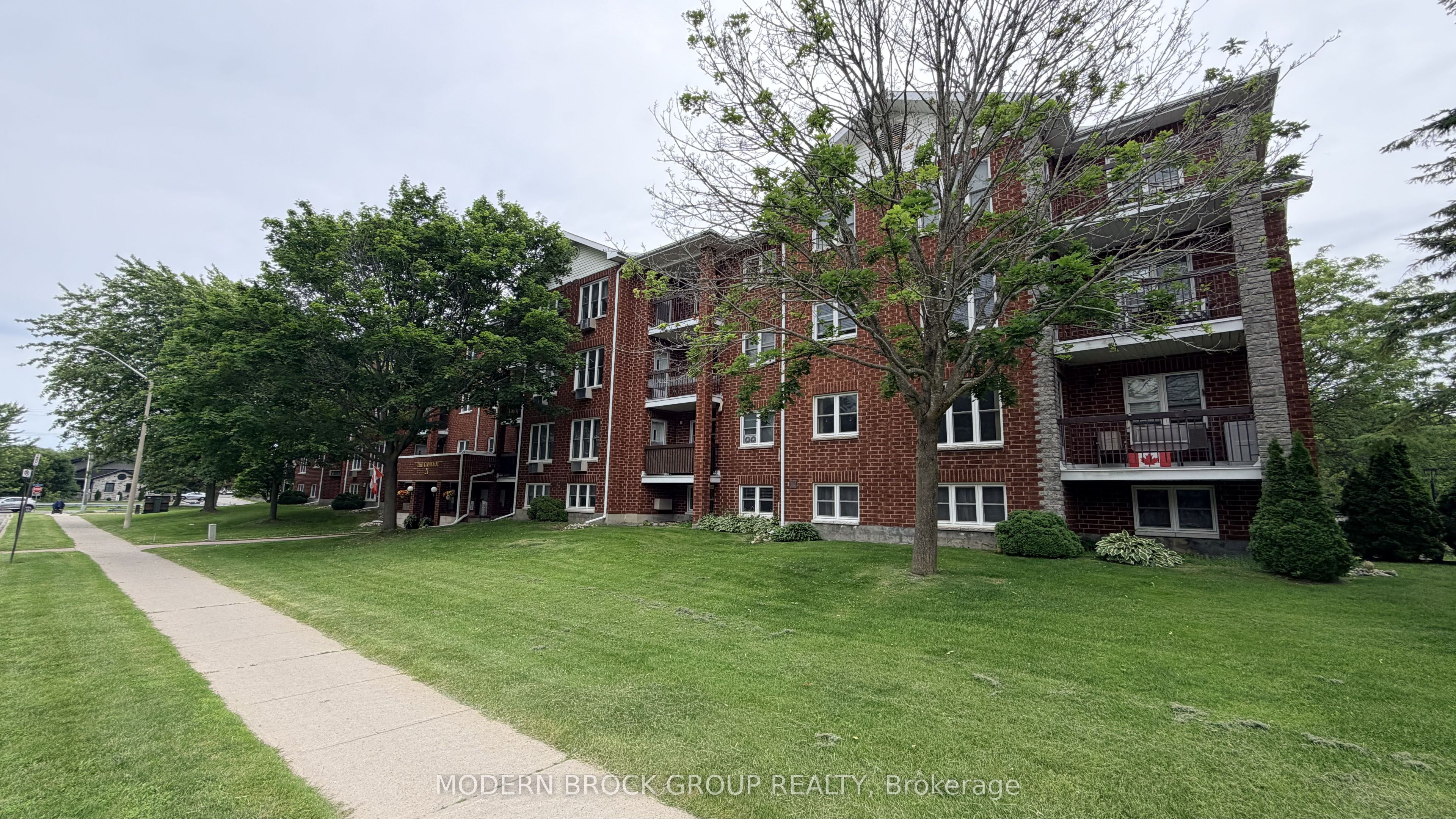 21 Liston Avenue 405, Brockville, ON K6V 6Z3 photo 2