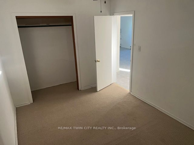 107 Sixth Avenue 4, Brantford, ON N3S 1B1 photo 3