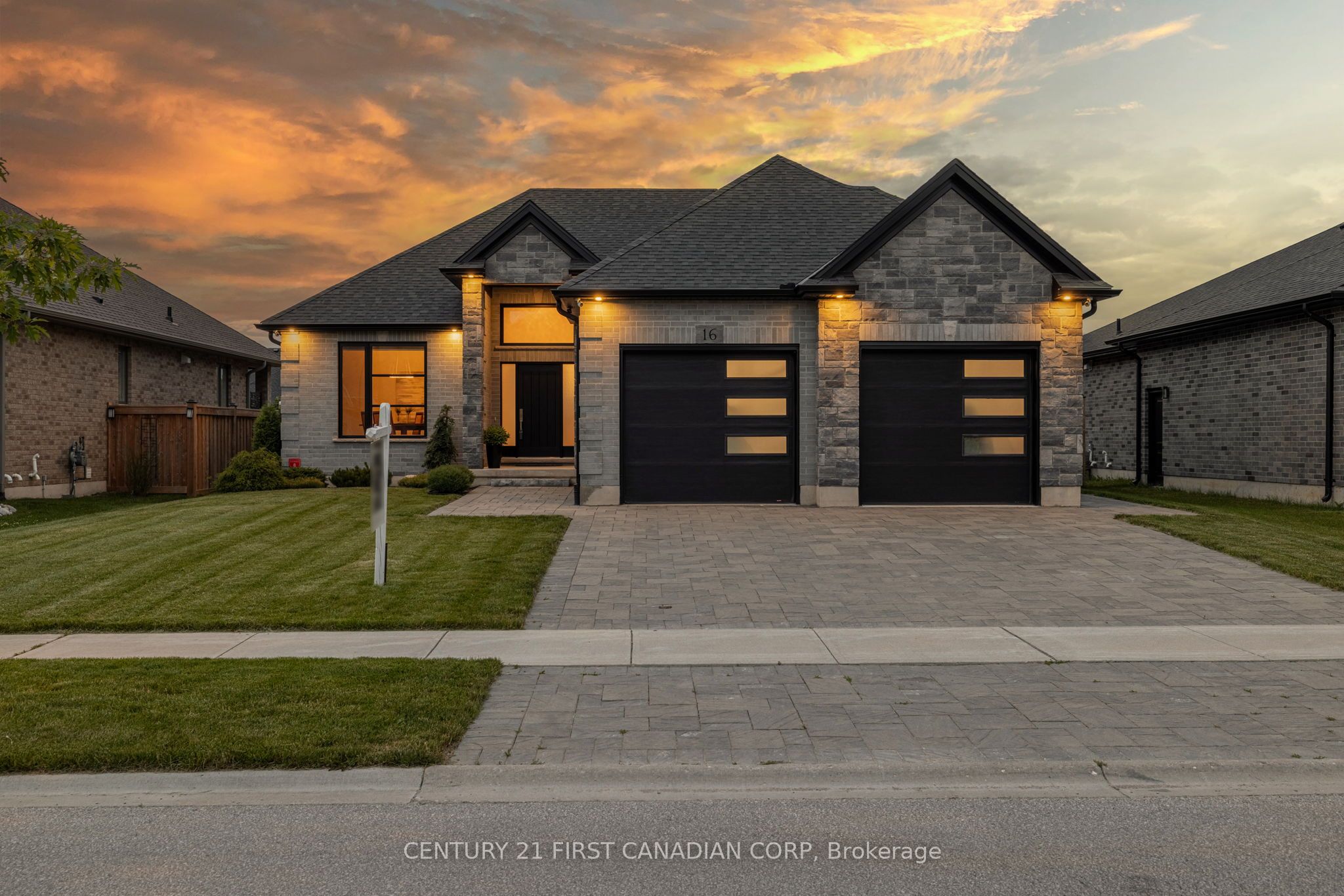 16 Foxborough Place, Thames Centre, ON N0M 2P0