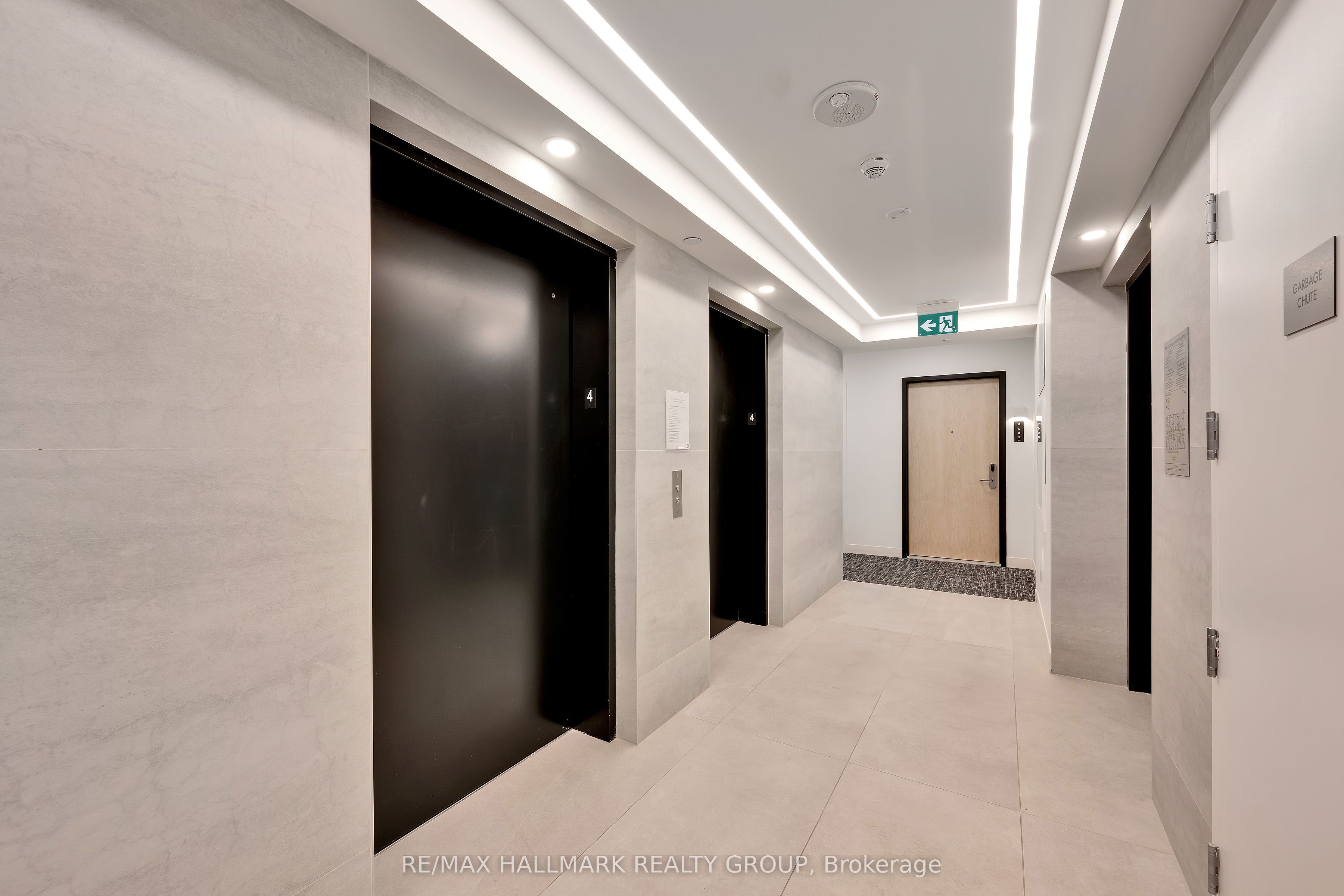 340 Queen Street 2308, Ottawa Centre, ON K1R 0G1 photo 3