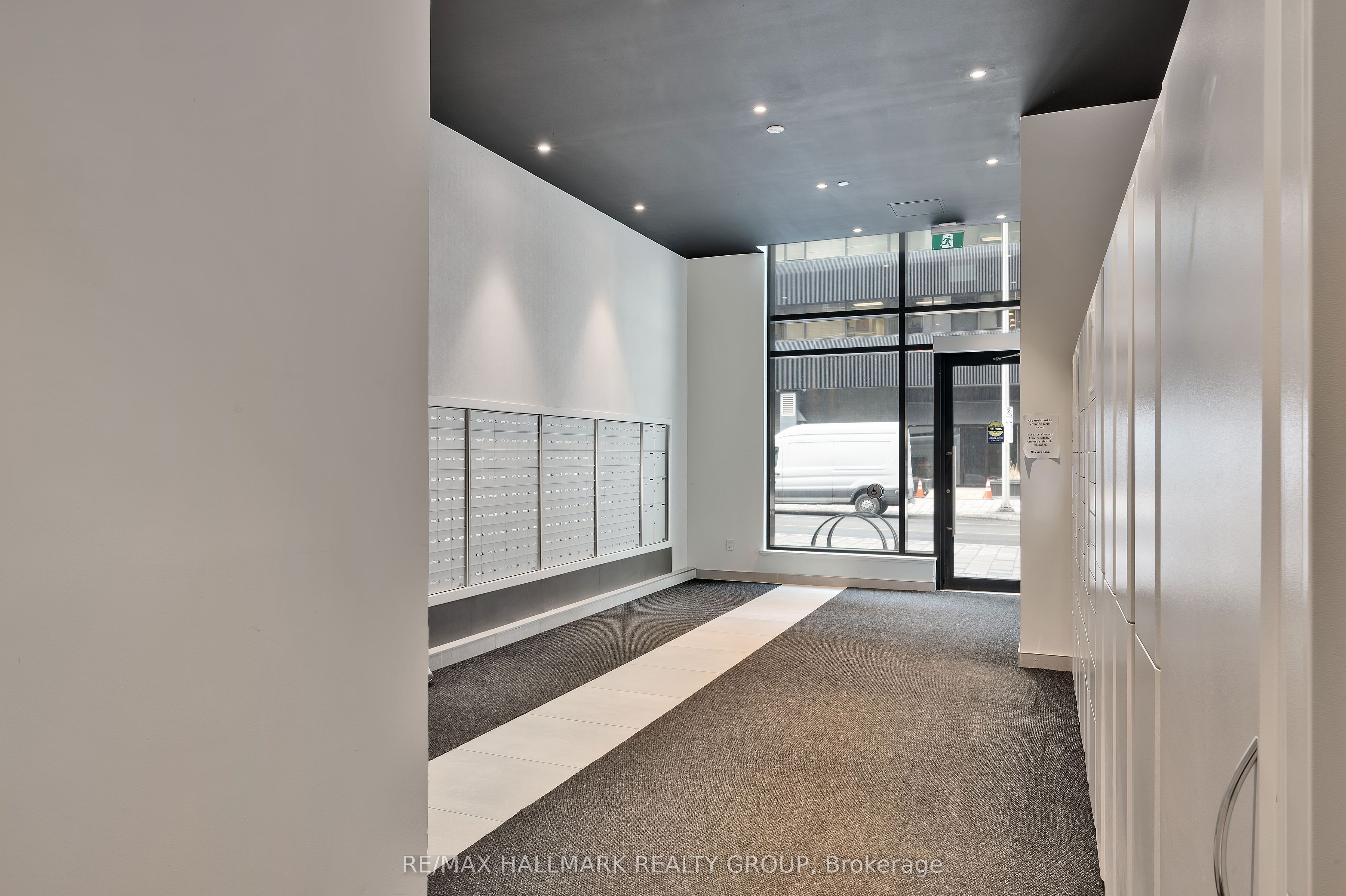 340 Queen Street 2308, Ottawa Centre, ON K1R 0G1 photo 4