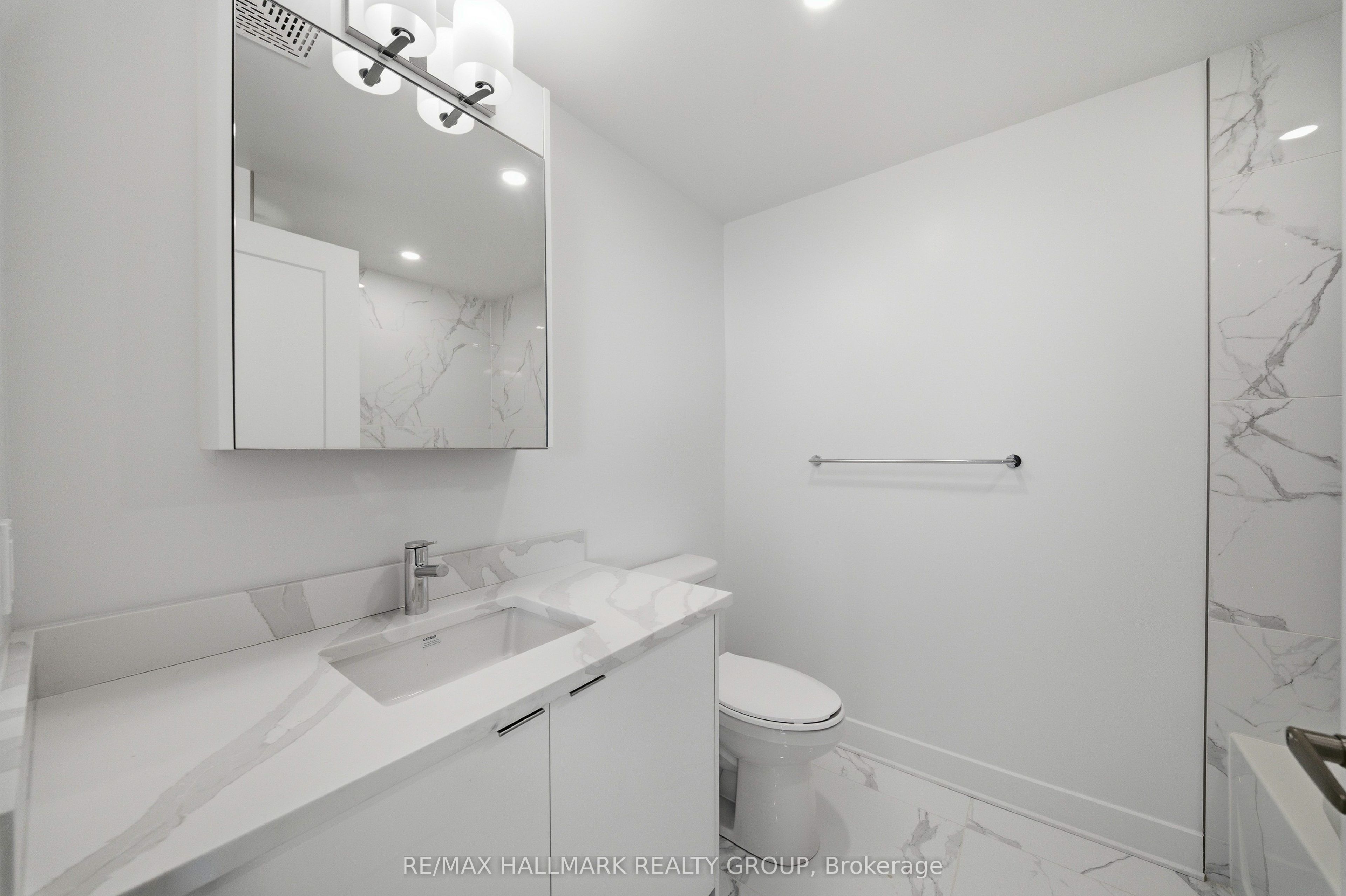 180 George Street 1407, Lower Town - Sandy Hill, ON K1N 0G8 photo 4
