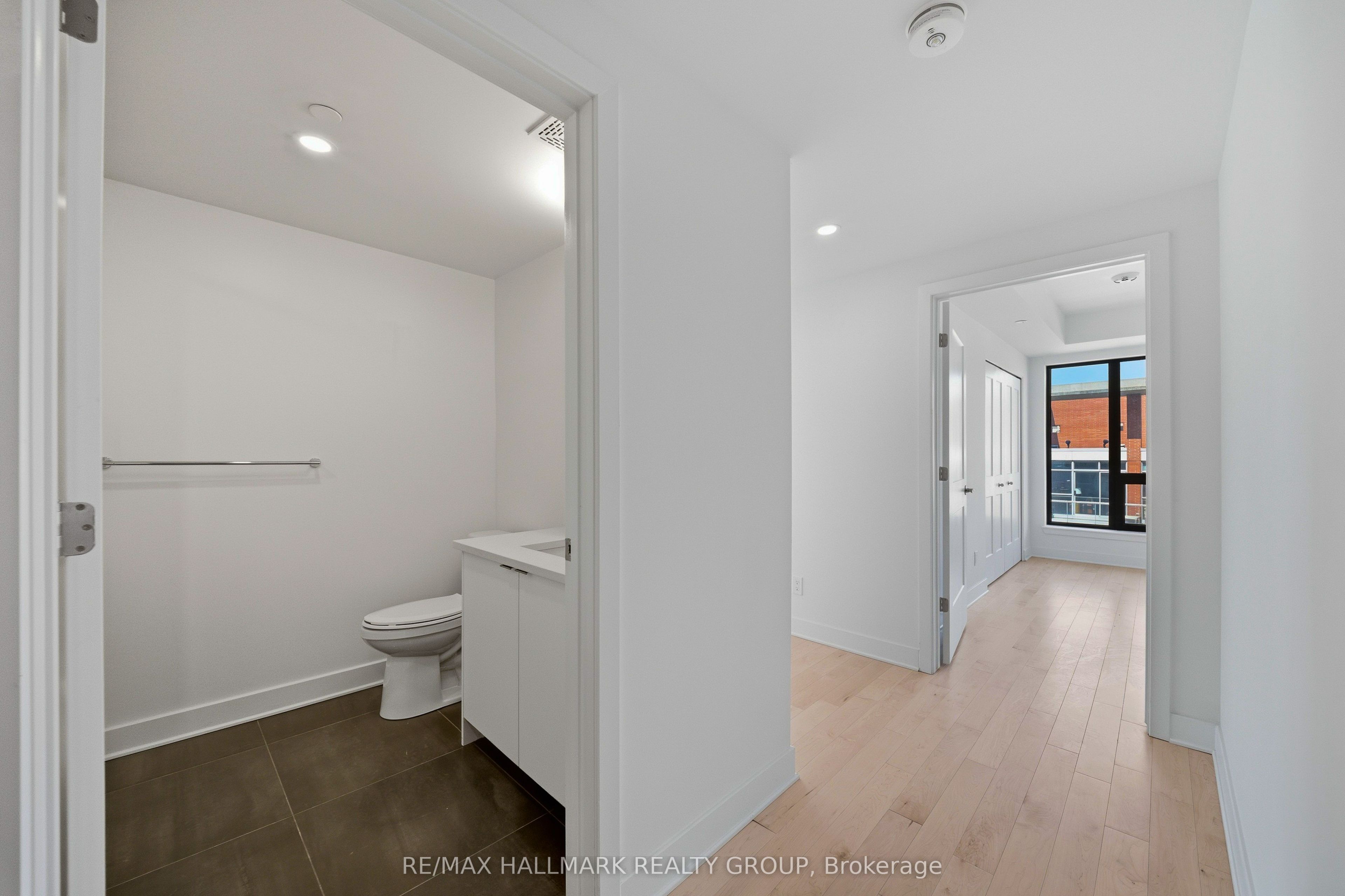180 George Street 2202, Lower Town - Sandy Hill, ON K1N 0G8 photo 5