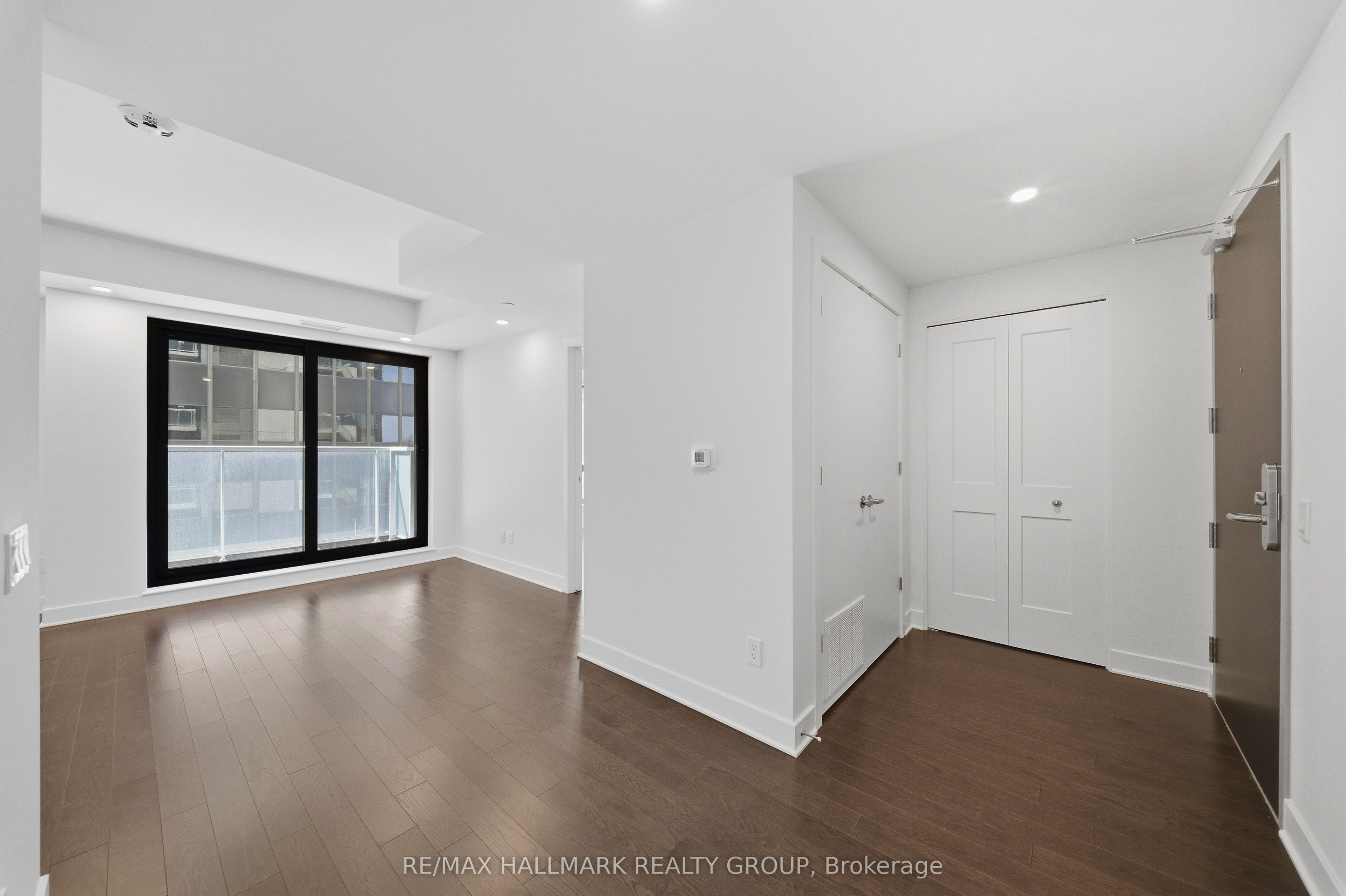 180 George Street 501, Lower Town - Sandy Hill, ON K1N 0G8 photo 4