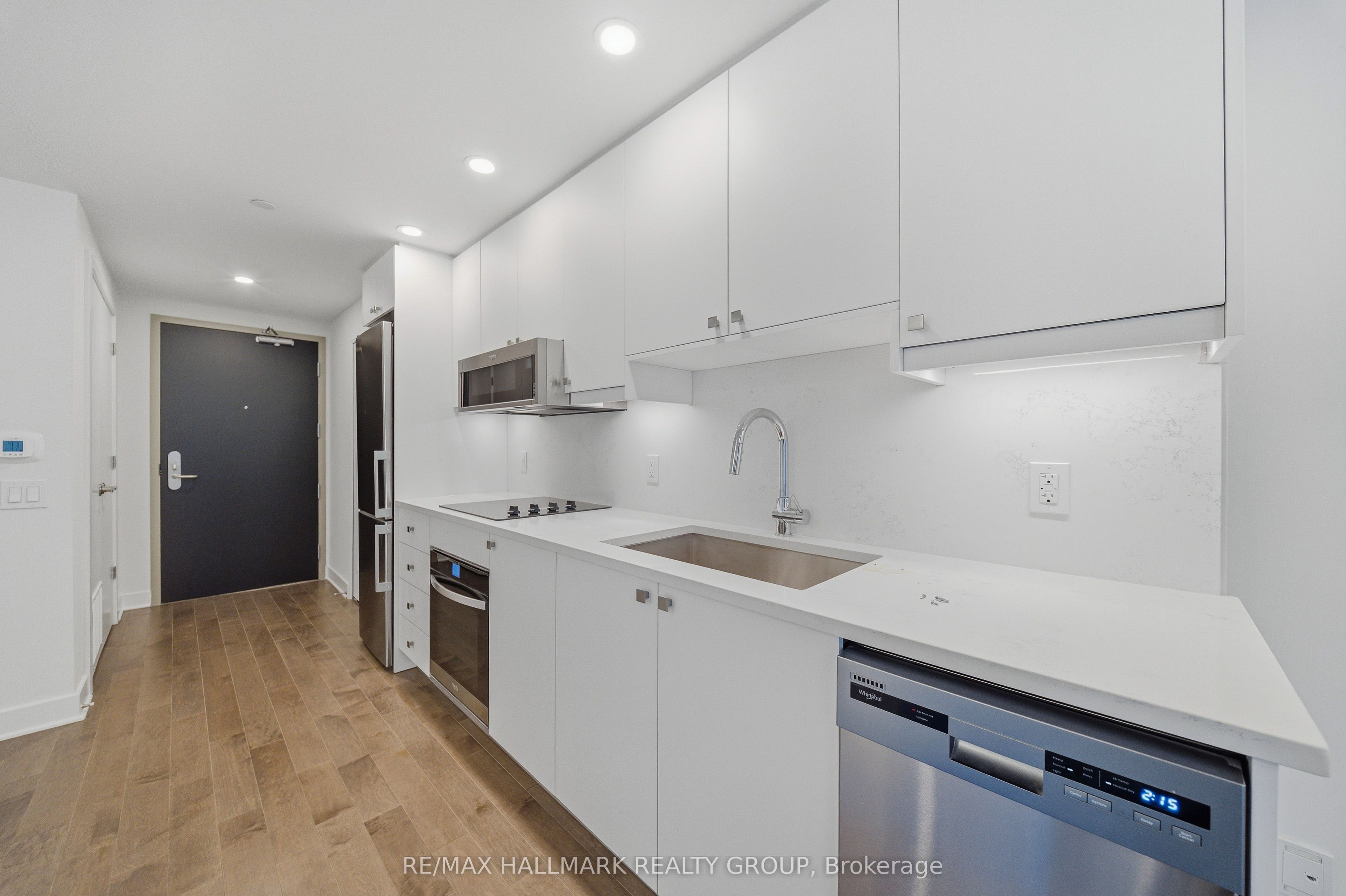 180 George Street 308, Lower Town - Sandy Hill, ON K1N 0G8 photo 5