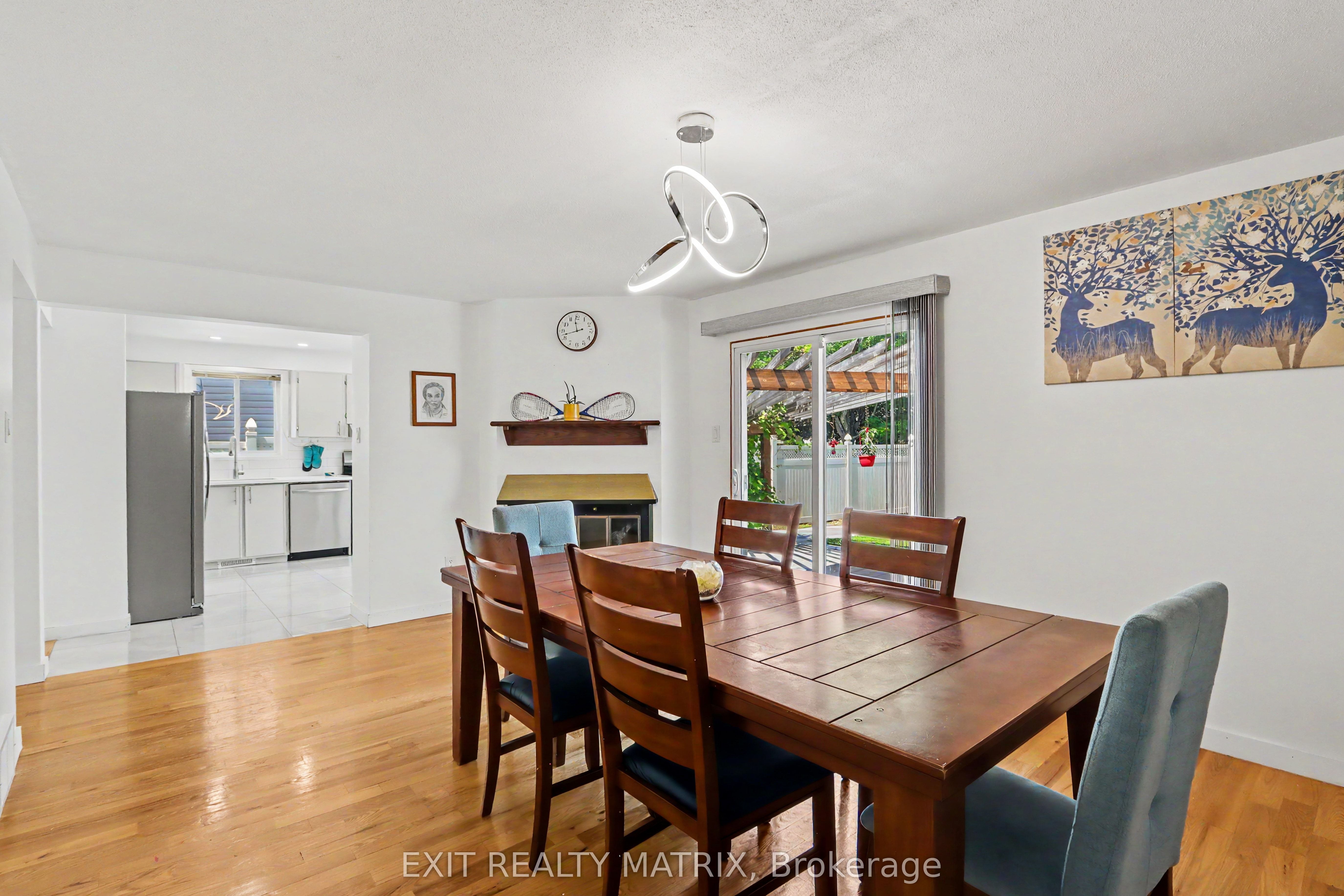 383 Viewmount Drive, Cityview - Parkwoods Hills - Rideau Shore, ON K2E 7R9 photo 5