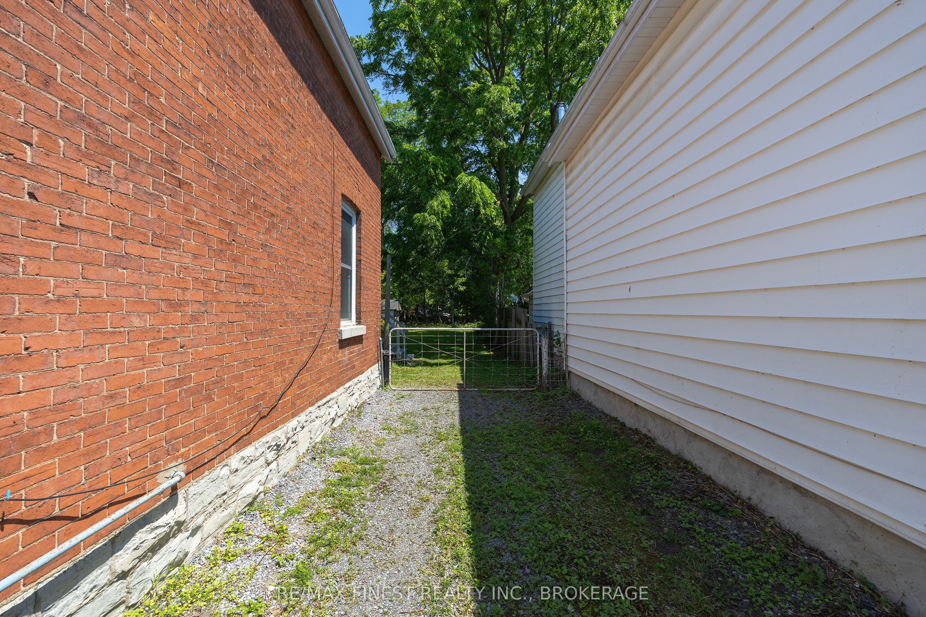 445 Albert Street, Kingston, ON K7L 3W4 photo 5