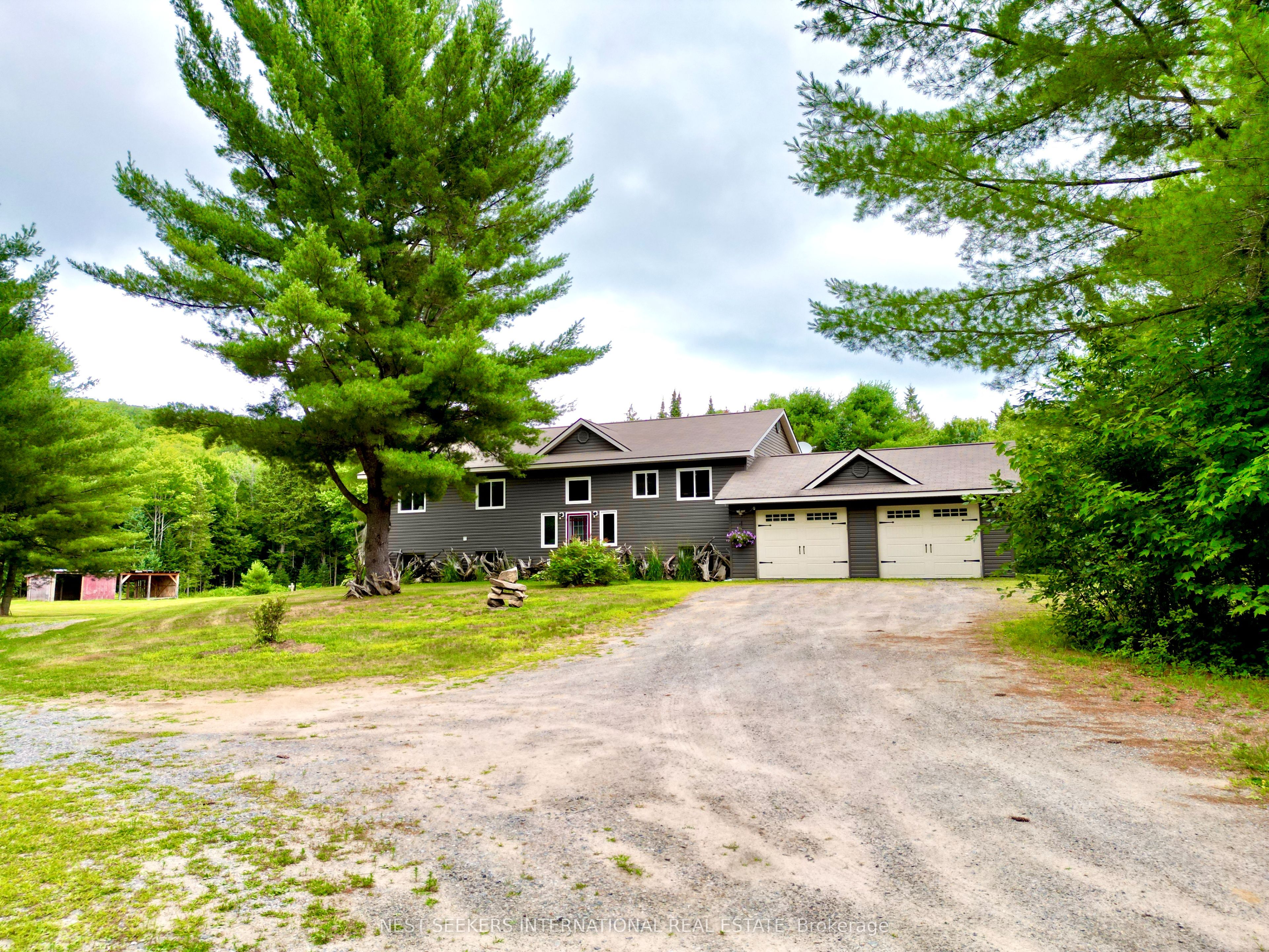 3184 Ravenscliffe Road, Huntsville, ON P1H 2J2 photo 2