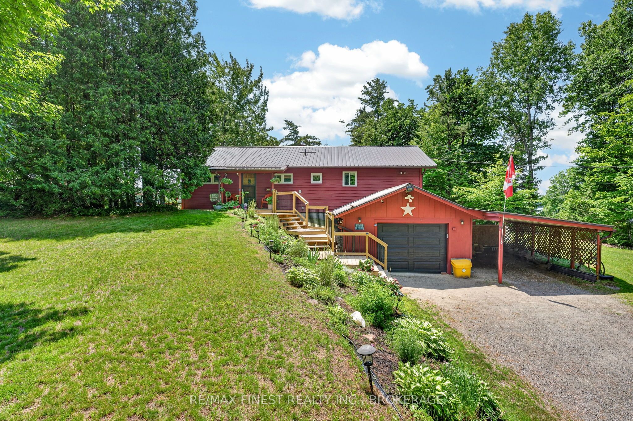1067 Island View Lane E, Frontenac, ON K0H 2K0 photo 2