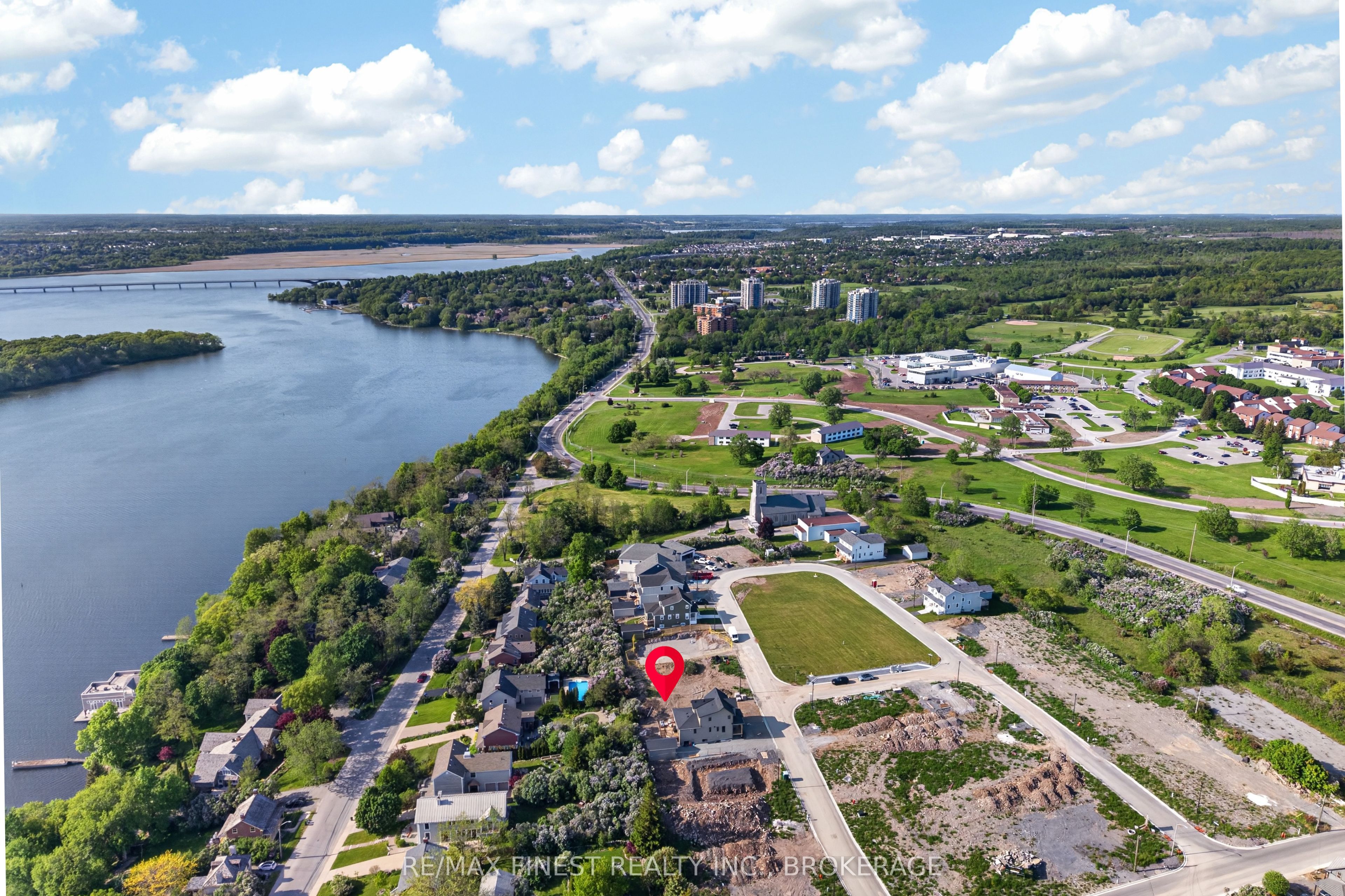 230 OLD KILN Crescent, Kingston, ON K7K 0L7 photo 3