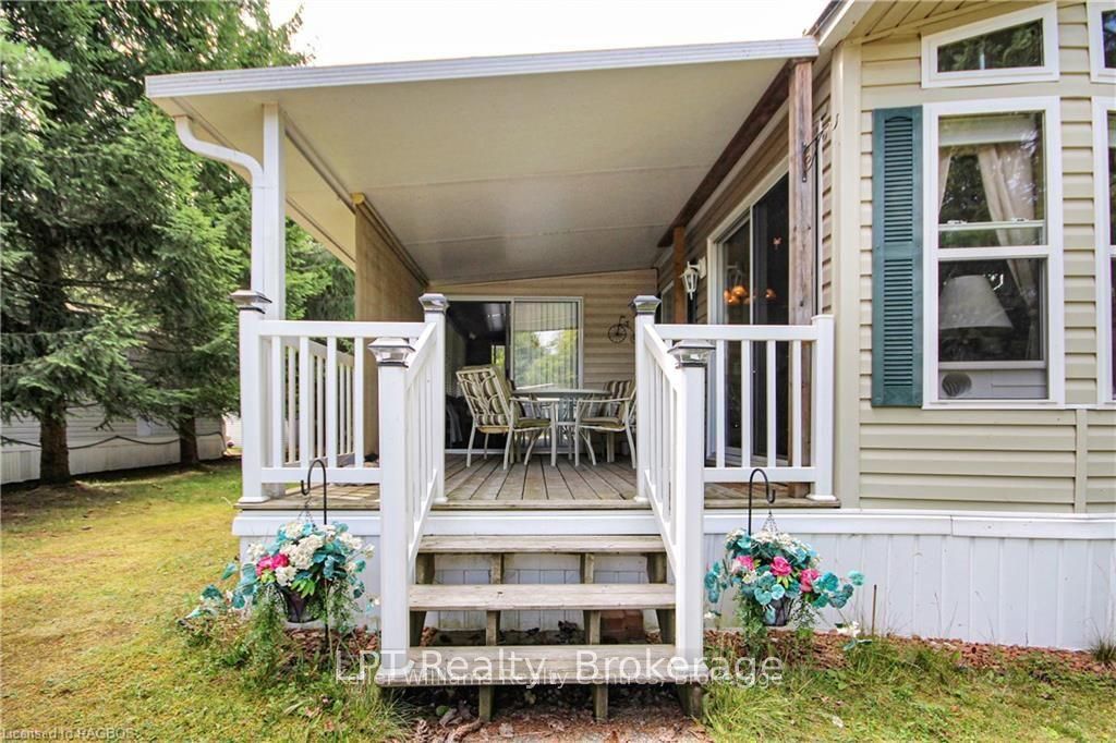 13 Southline Avenue M44, Huron-Kinloss, ON N0G 2B0 photo 4