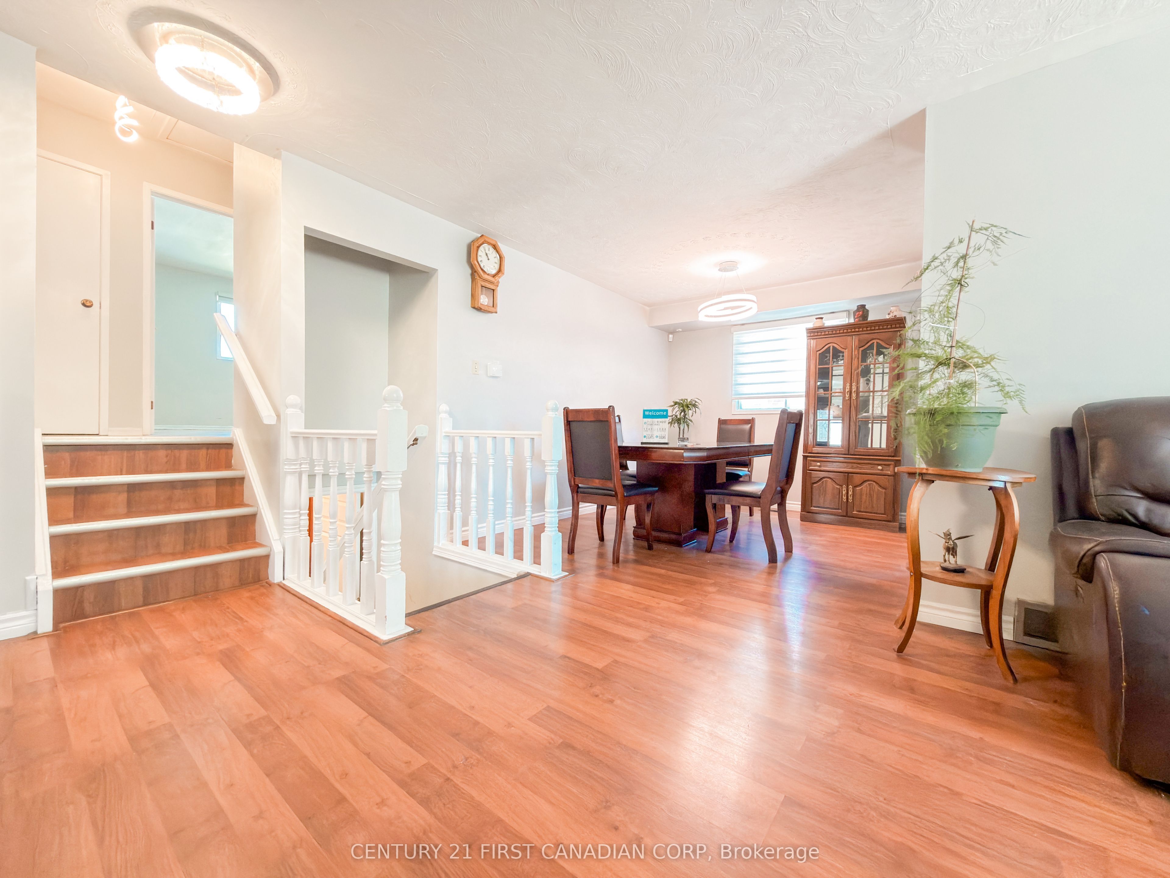 8 Poplar Crescent, London South, ON N6E 2N4 photo 5