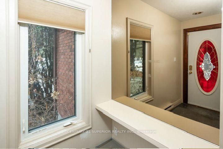 327 Brunswick Street S, Thunder Bay, ON P7E 1W7 photo 2