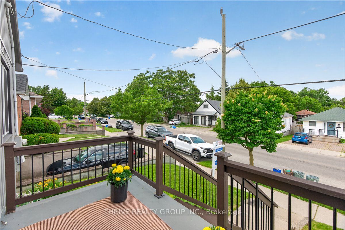37 Emery Street W, London South, ON N6J 1R7 photo 4