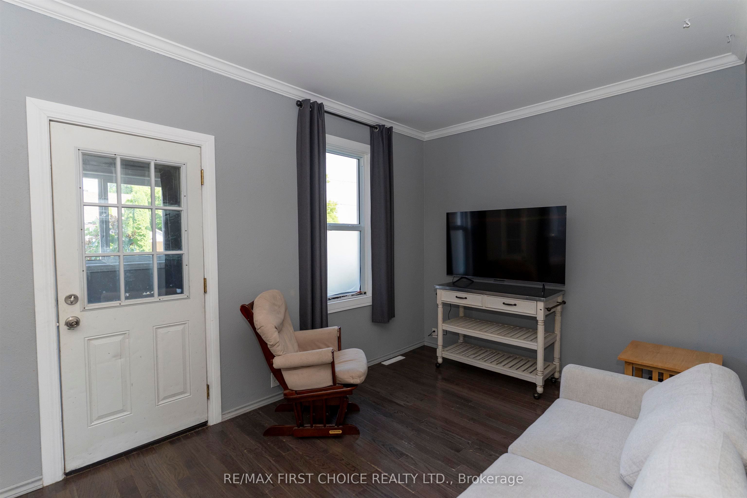 124 Empress Avenue S, Thunder Bay, ON P7B 4N5 photo 4