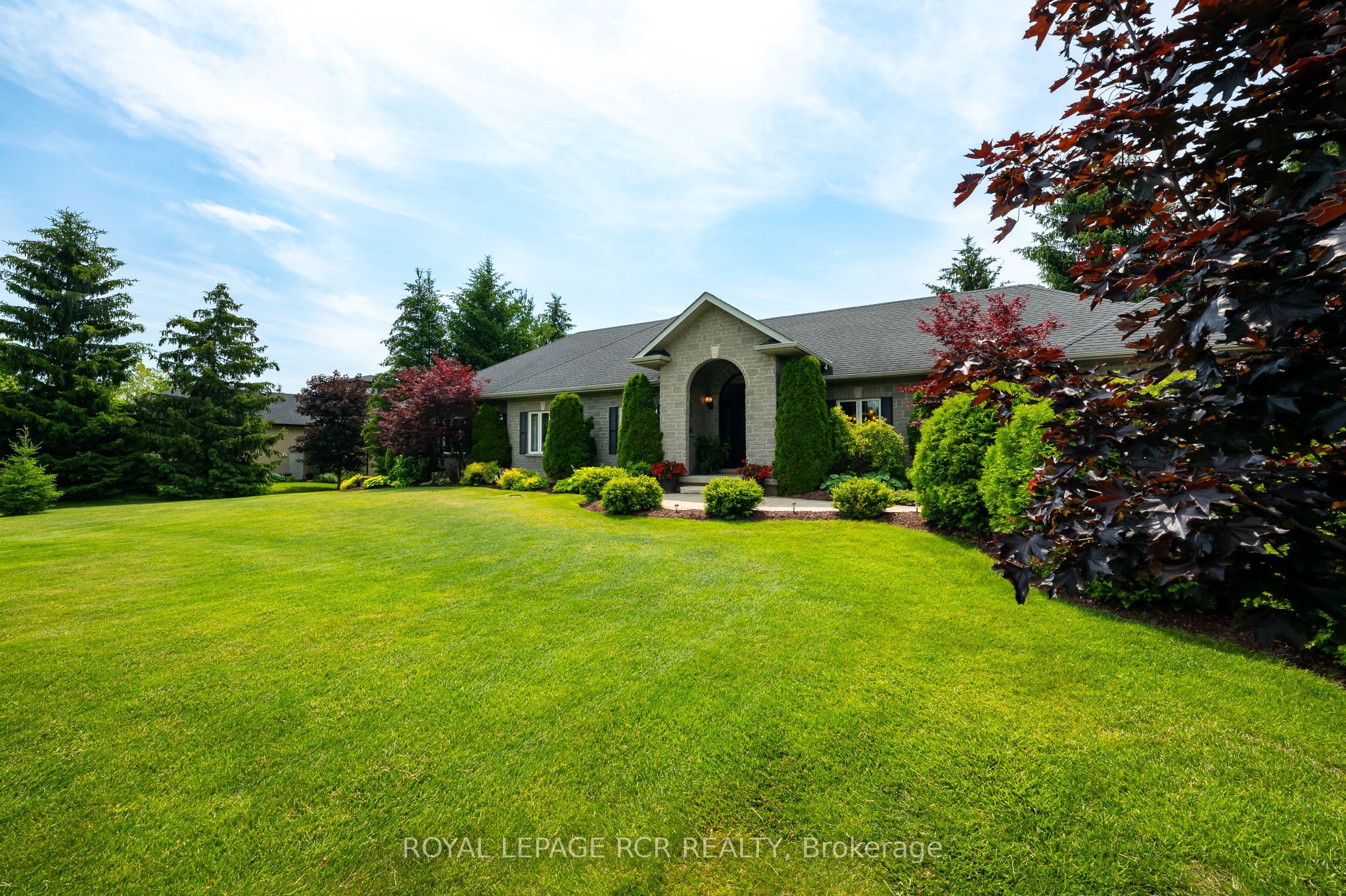 6 Brookhaven Crescent, East Garafraxa, ON L9W 7L9 photo 2