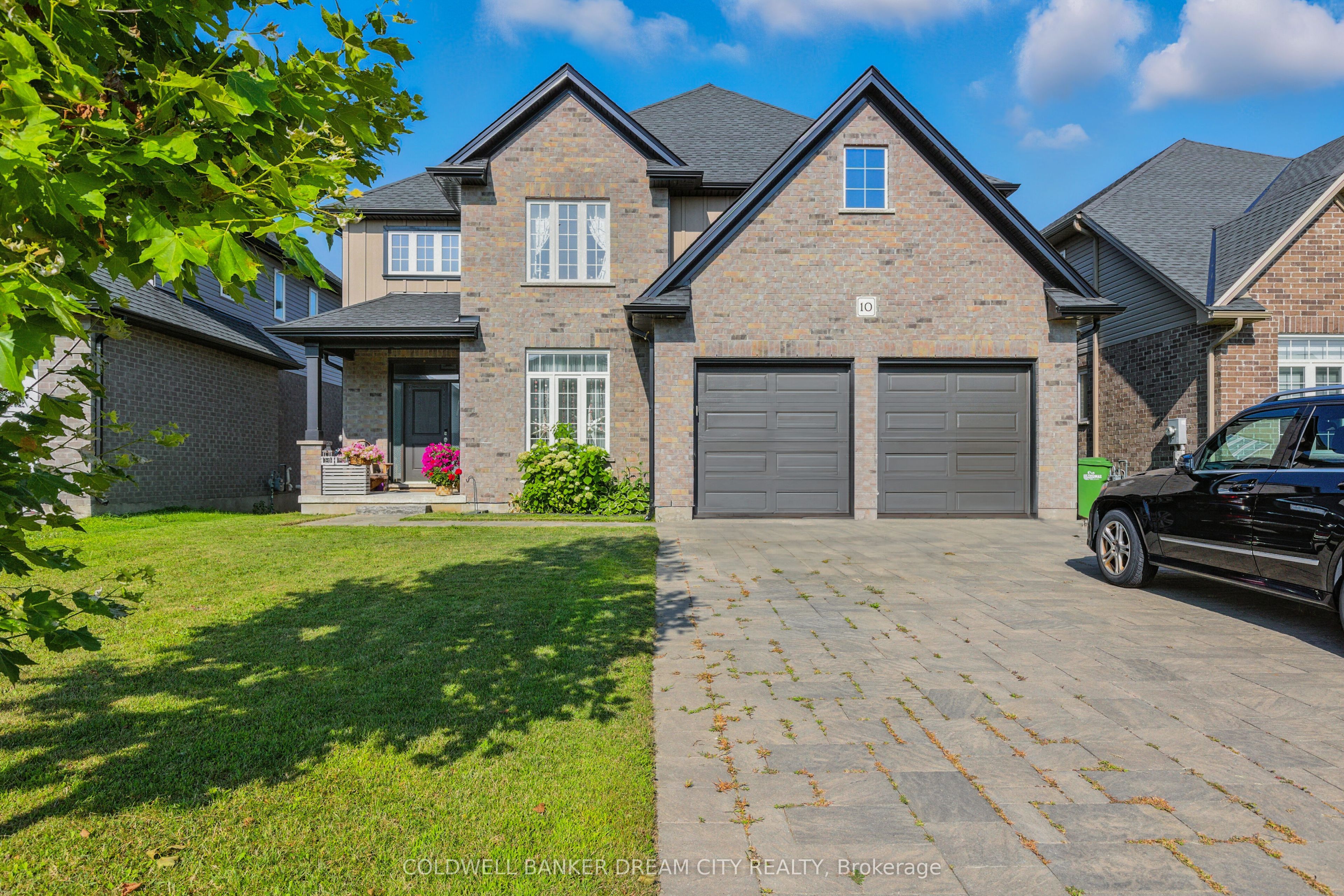 10 Honey Bend, St. Thomas, ON N5R 0H6