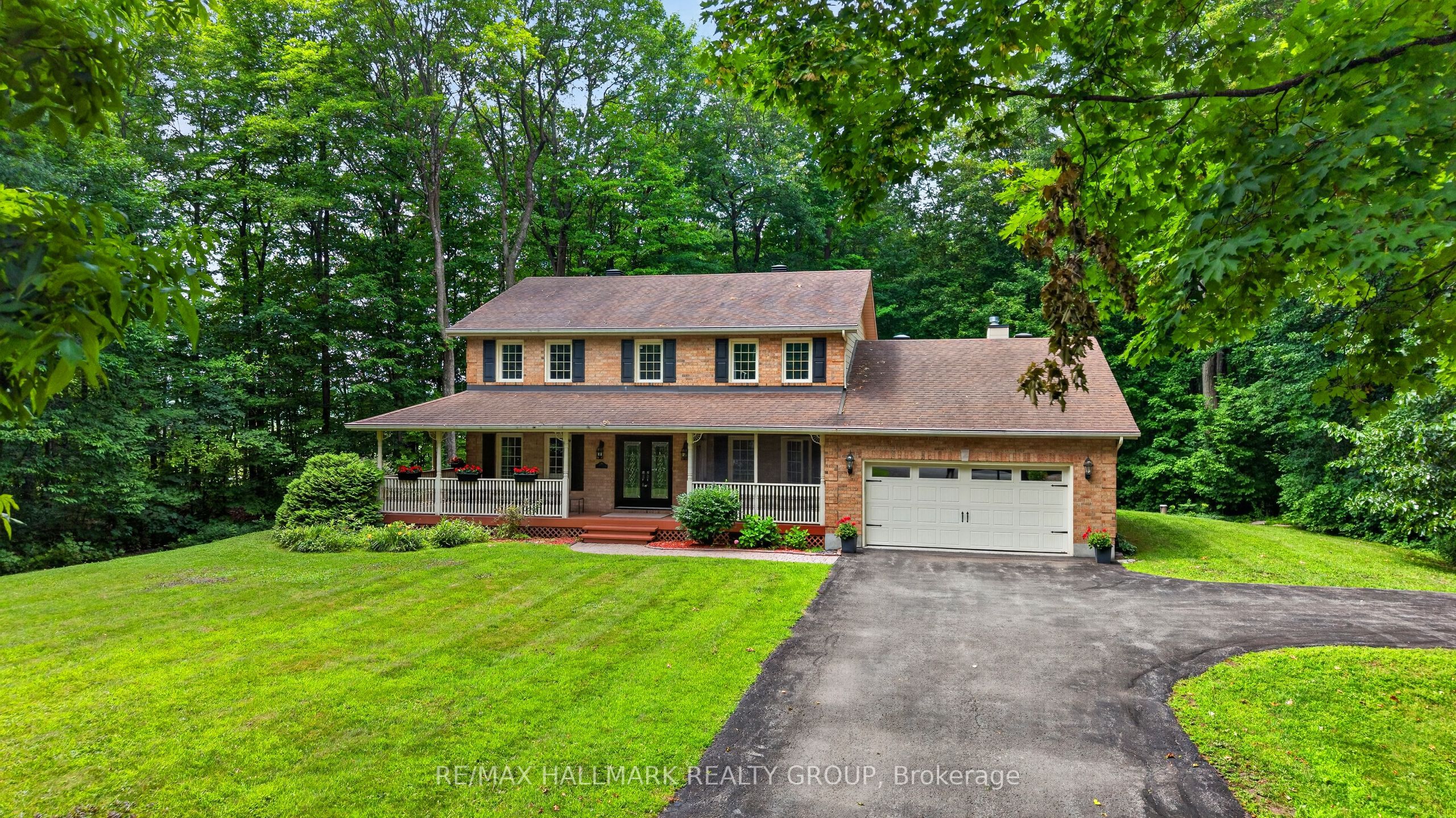 1372 Jules Leger Drive, Orleans - Cumberland and Area, ON K4C 1E2