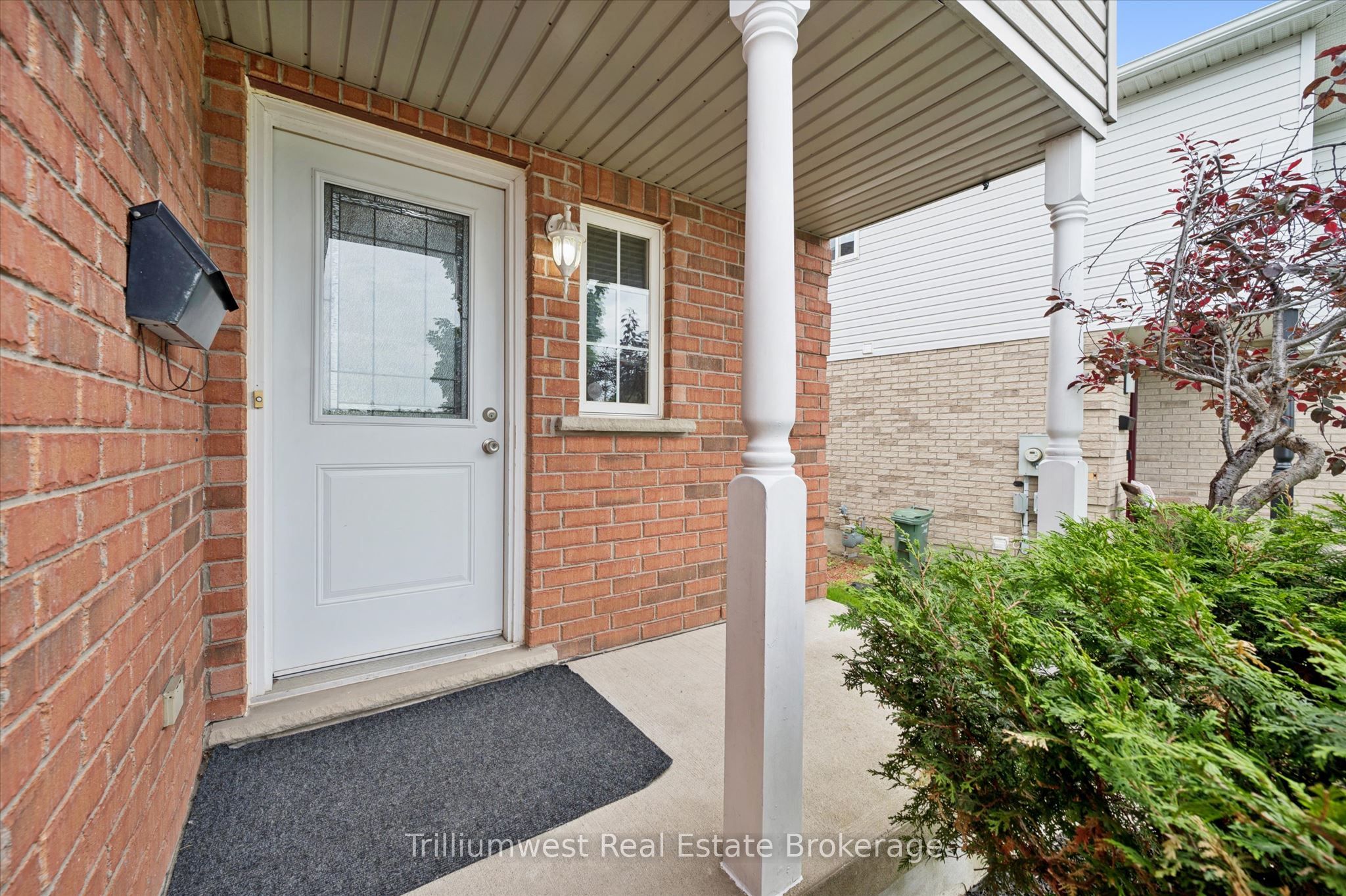 157 Stephanie Drive, Guelph, ON N1K 1X7 photo 4