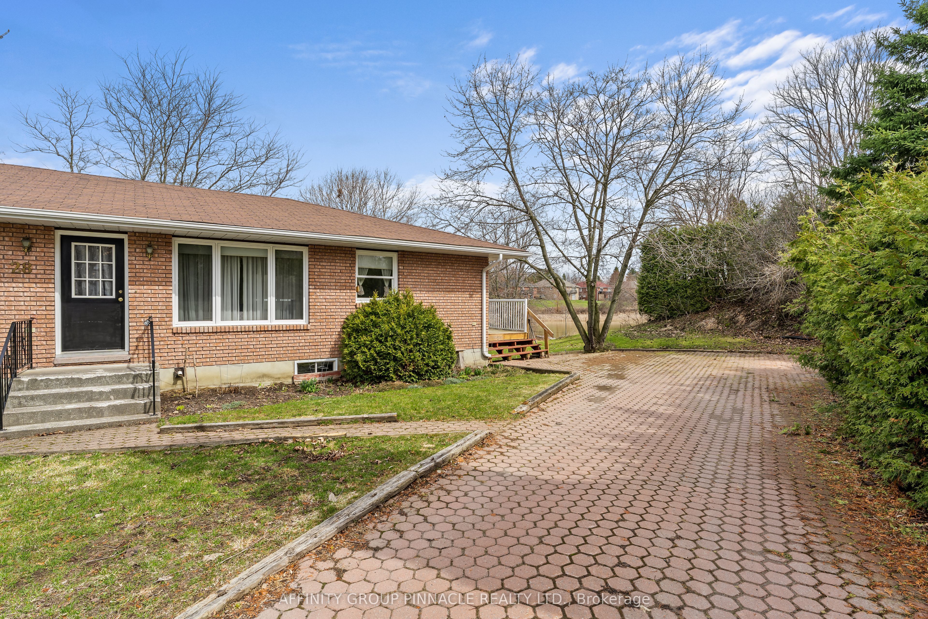 28 Water Street, Kawartha Lakes, ON K9V 2C8 photo 2