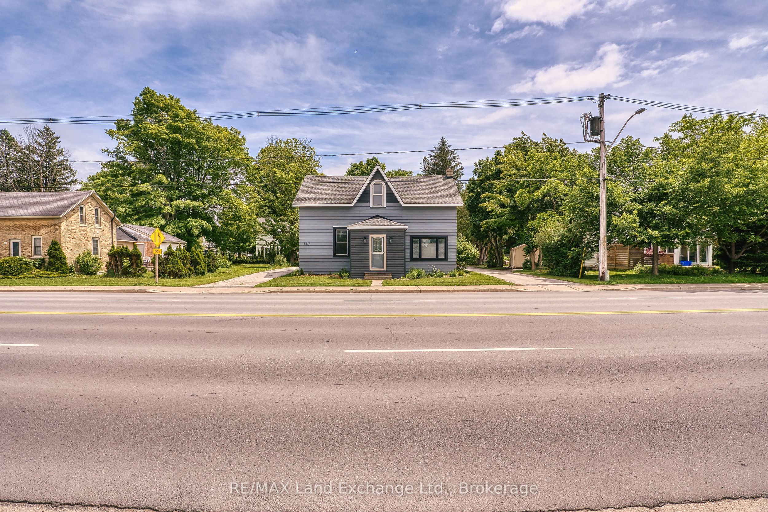 447 Goderich Street, Saugeen Shores, ON N0H 2C4 photo 2