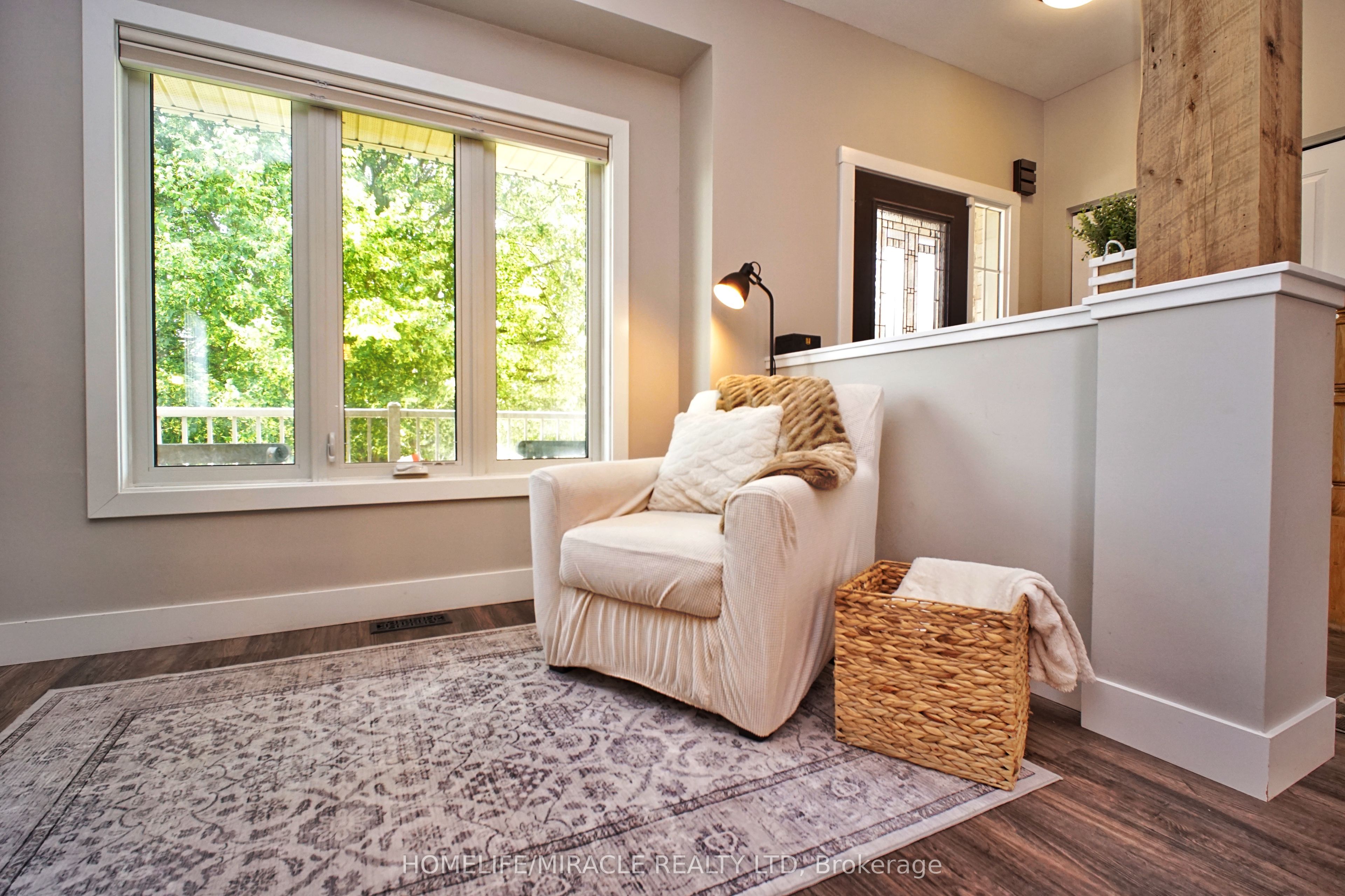 40 Mccormick Drive, Cambridge, ON N3C 4C9 photo 3