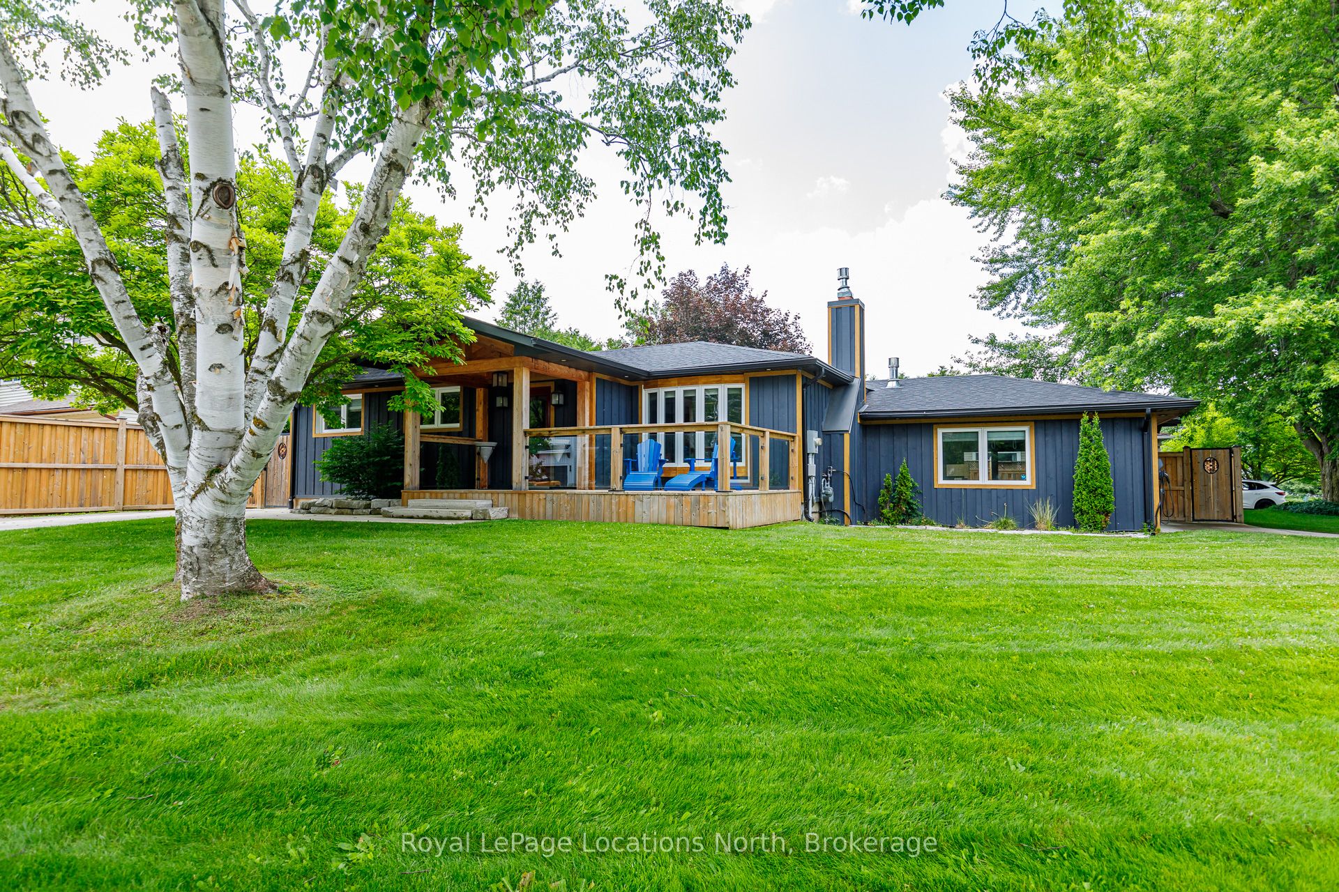 128 Orchard Drive, Blue Mountains, ON N0H 2P0 photo 2