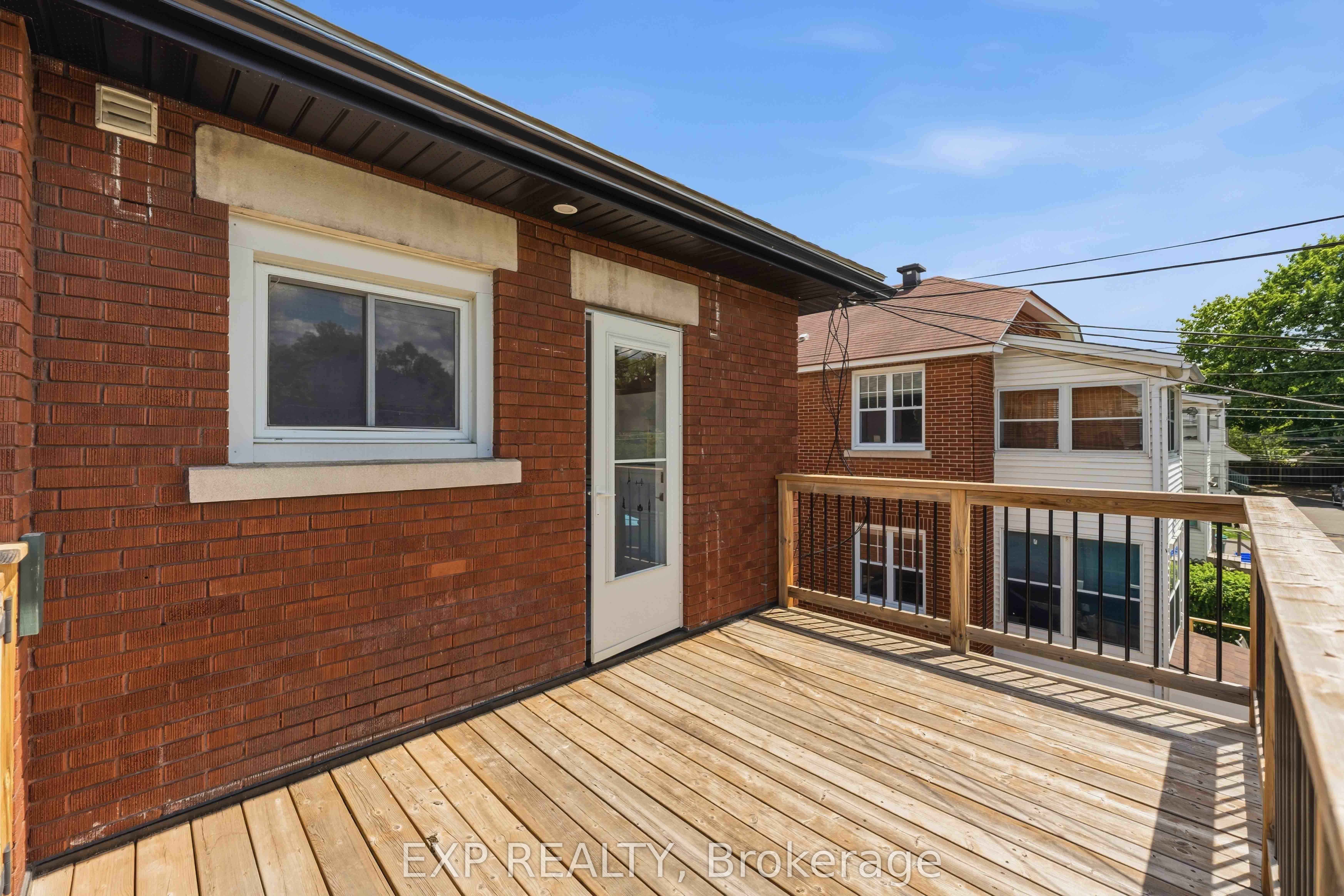 448-450 Holland Avenue, Dows Lake - Civic Hospital and Area, ON K1Y 0Z5 photo 3