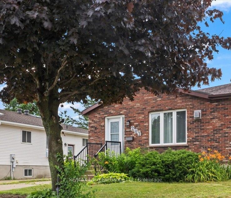283 Bricker Street, Saugeen Shores, ON N0H 2C1 photo 2