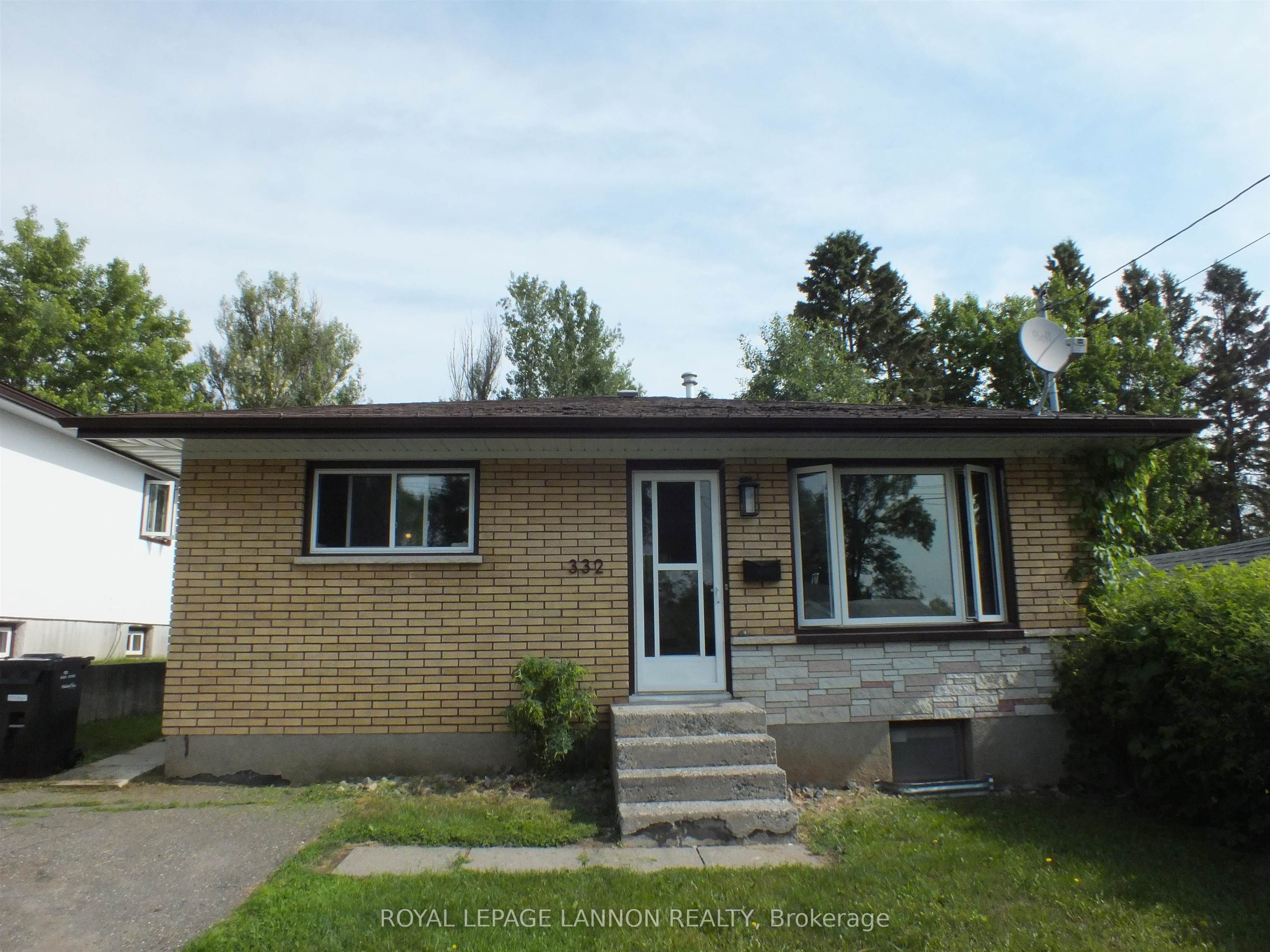 332 Erle Street, Thunder Bay, ON P7A 1N5 photo 2