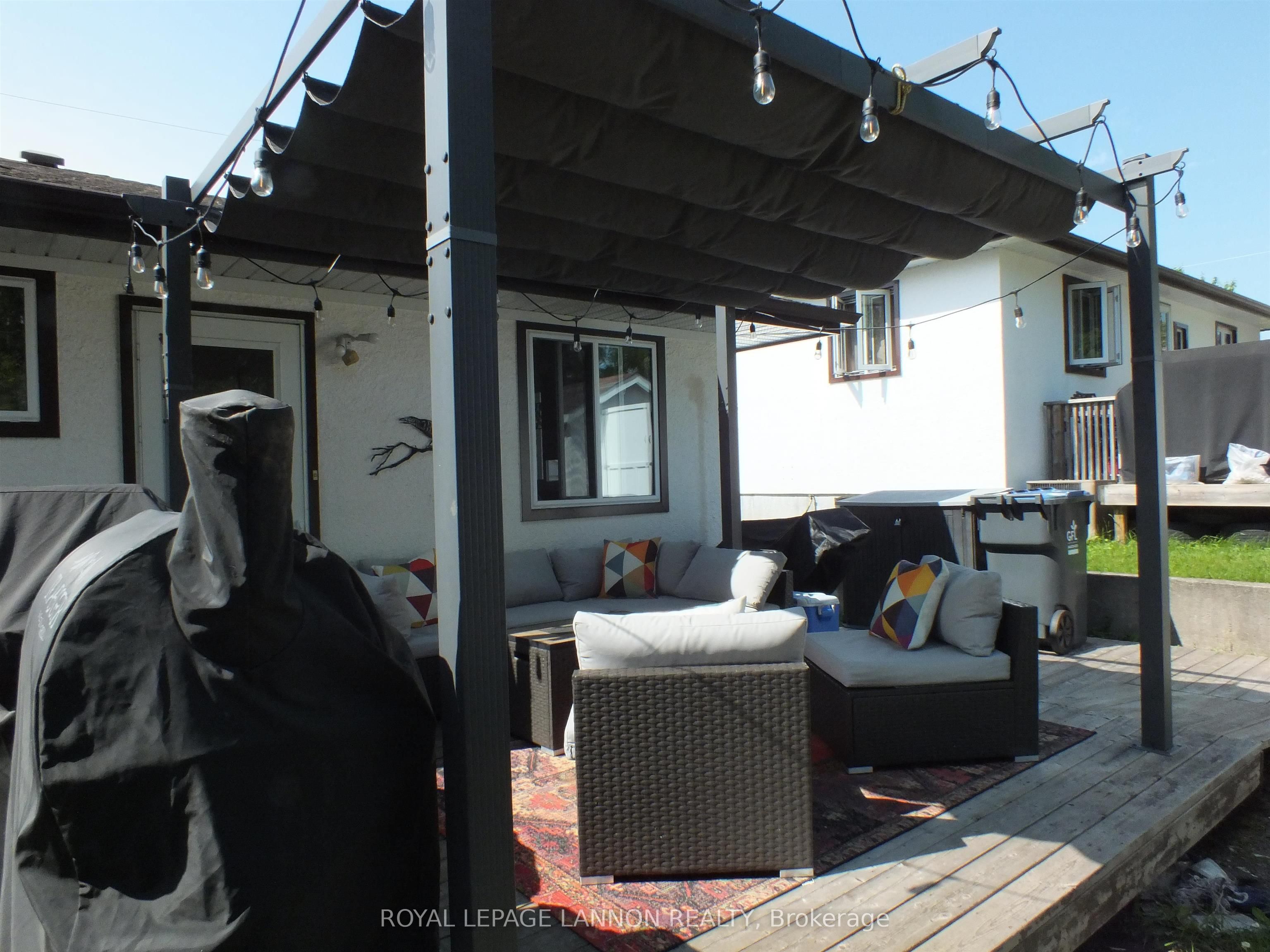 332 Erle Street, Thunder Bay, ON P7A 1N5 photo 5