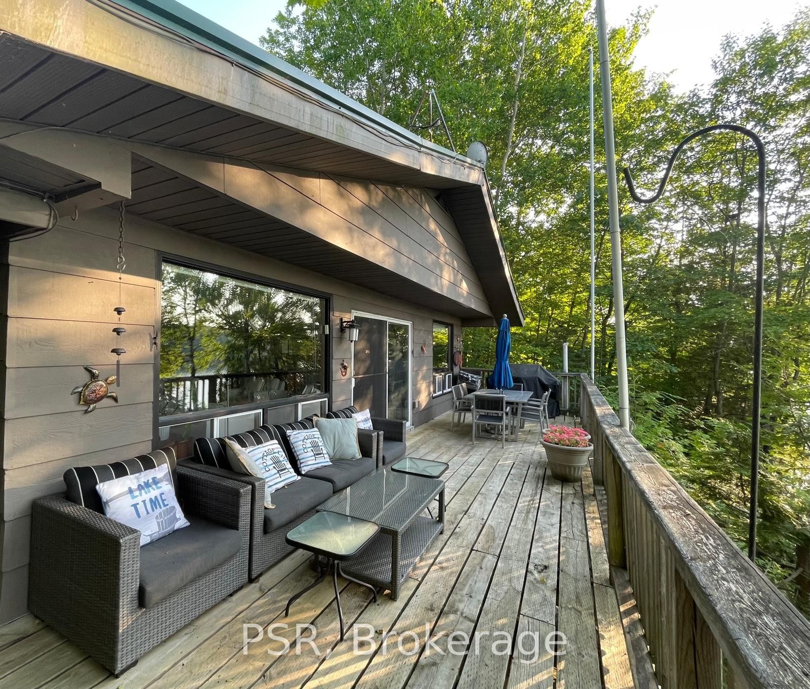 1158 Shea Road 17, Muskoka Lakes, ON P0B 1M0 photo 2