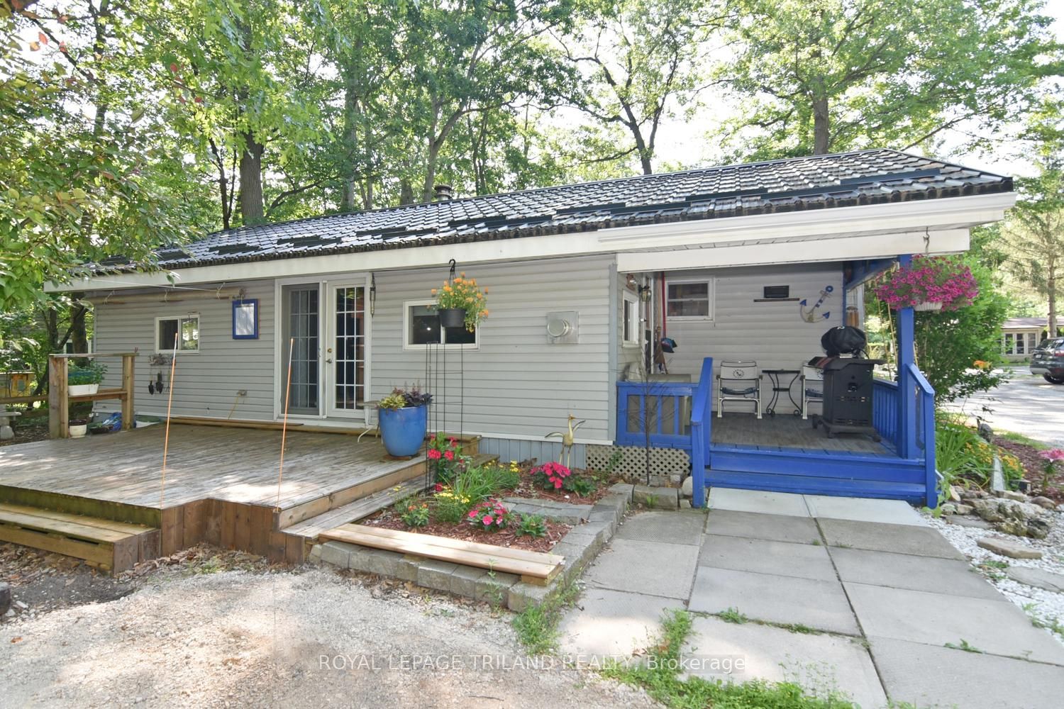 9910 Northville Crescent B11, Lambton Shores, ON N0M 2N0 photo 4
